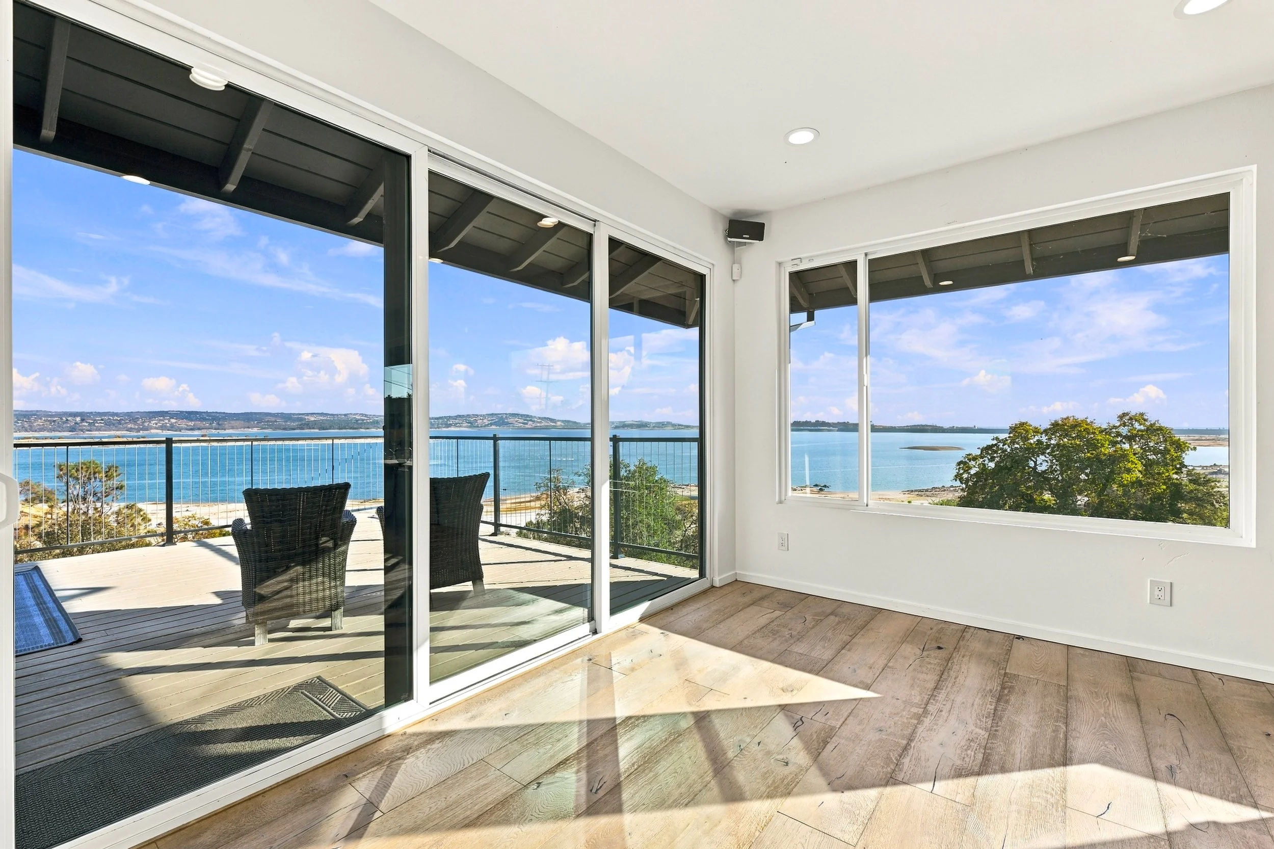 7882 Lakeshore Dr 29.jpg