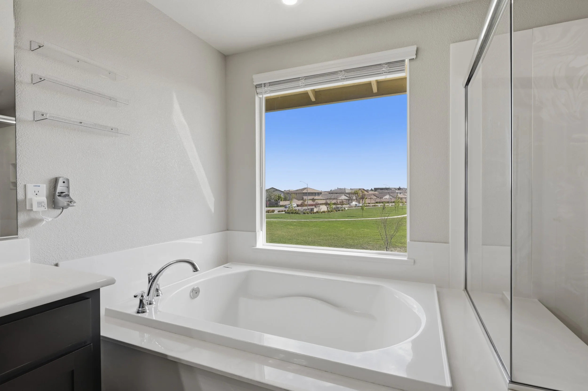 2012 Van Ruiten Dr _33.jpg