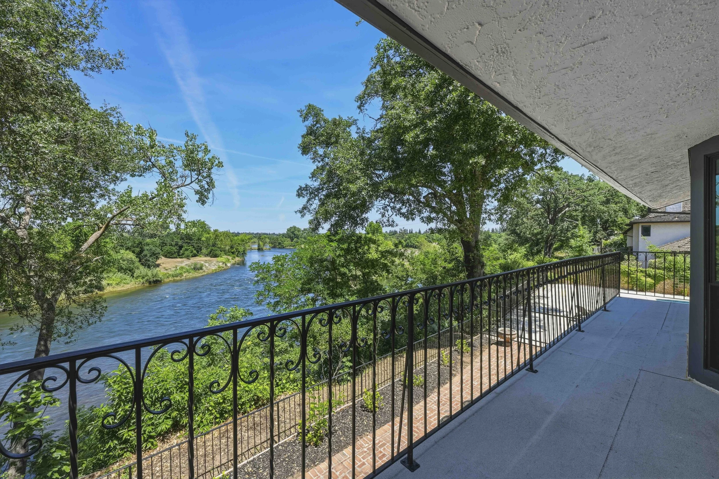 9815 Mira Del Rio Dr 118.jpg