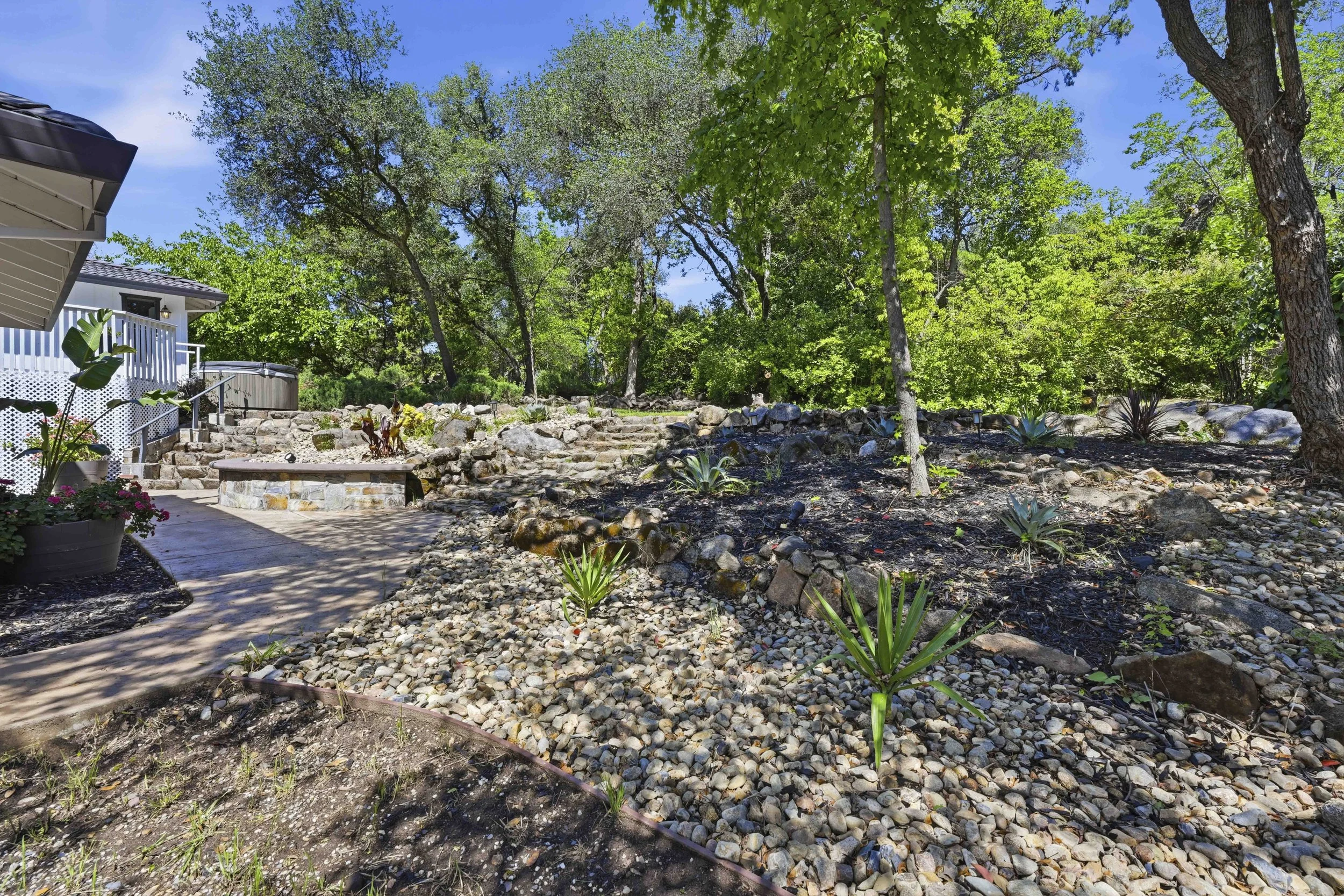 8177 N Lake Cir 7.jpg