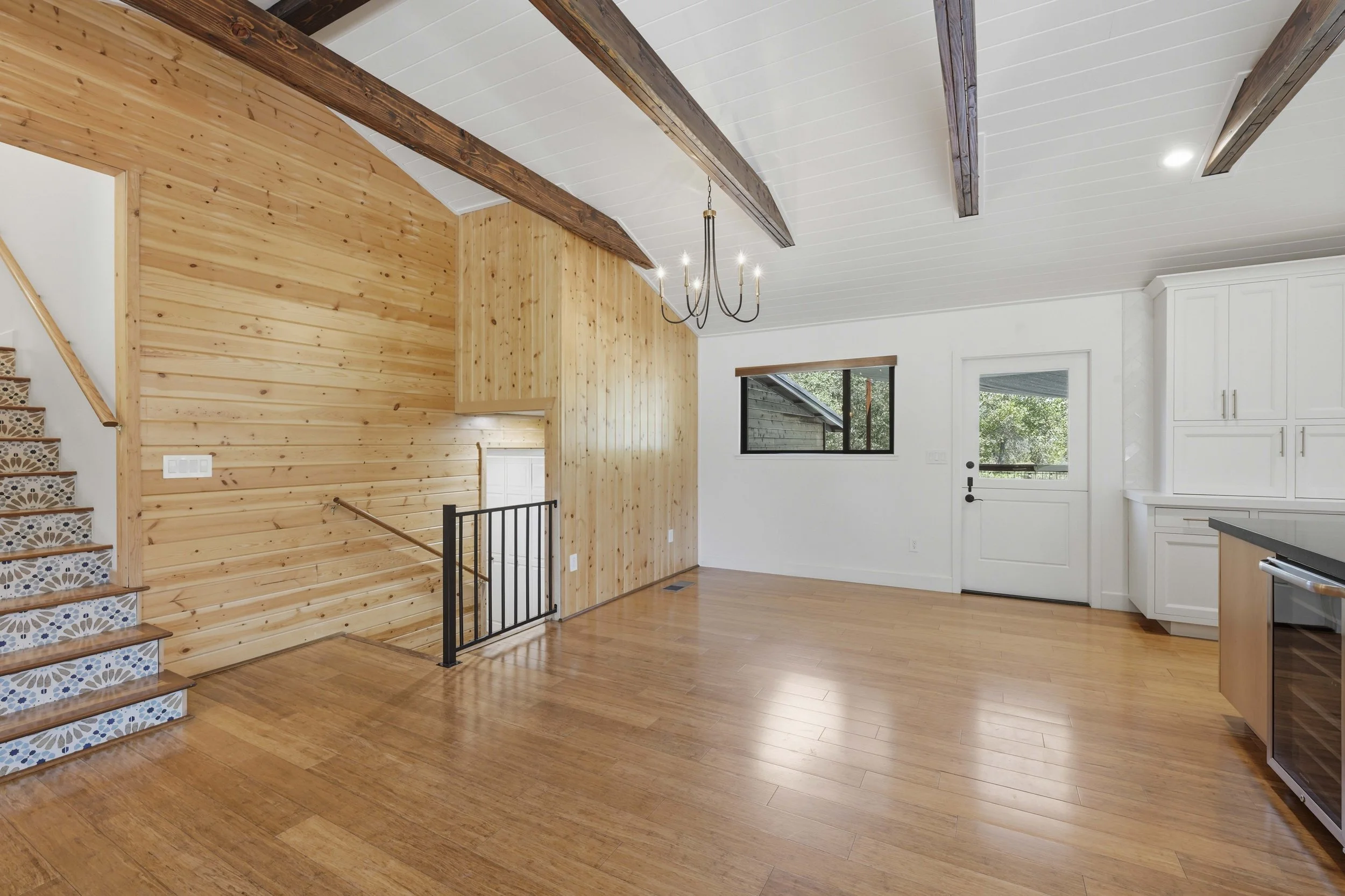 4440 Lawrence Dr _25.jpg