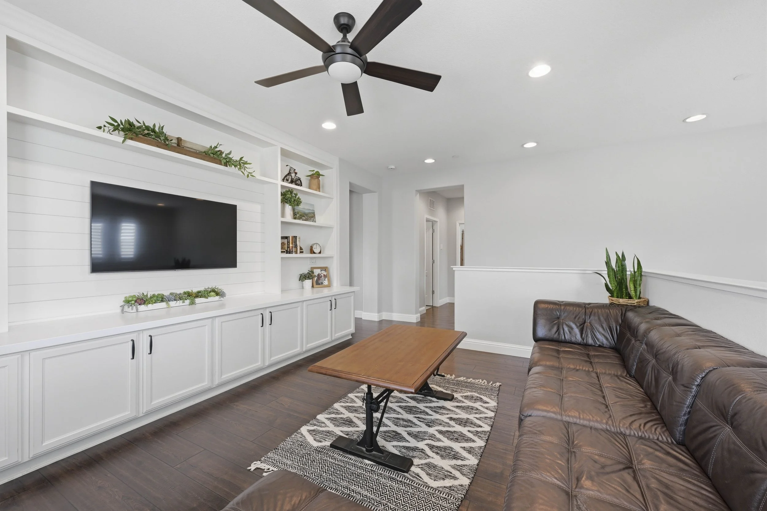 895 Calico Dr 75.jpg