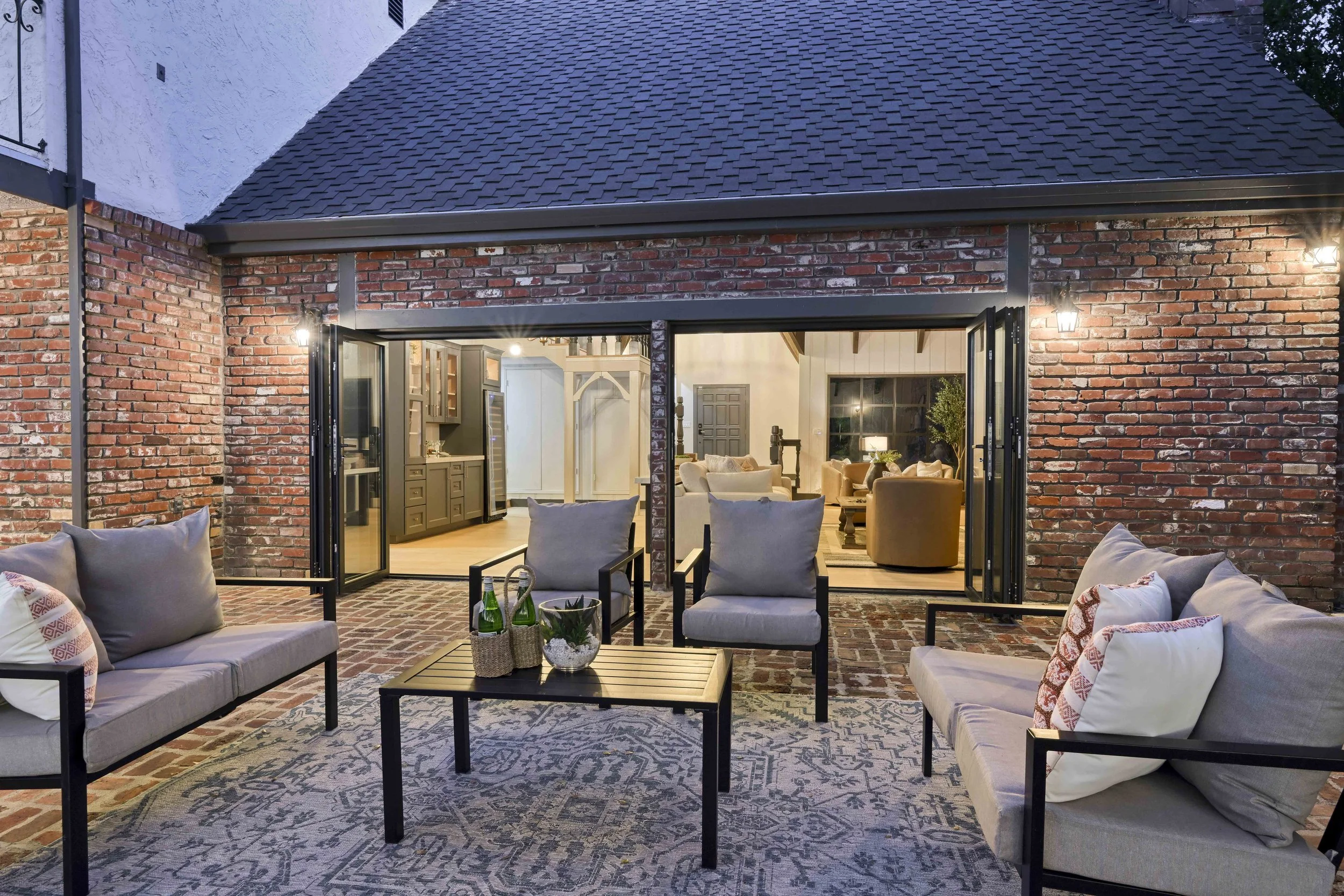 9815 Mira Del Rio Dr - Twilights - 17.jpg