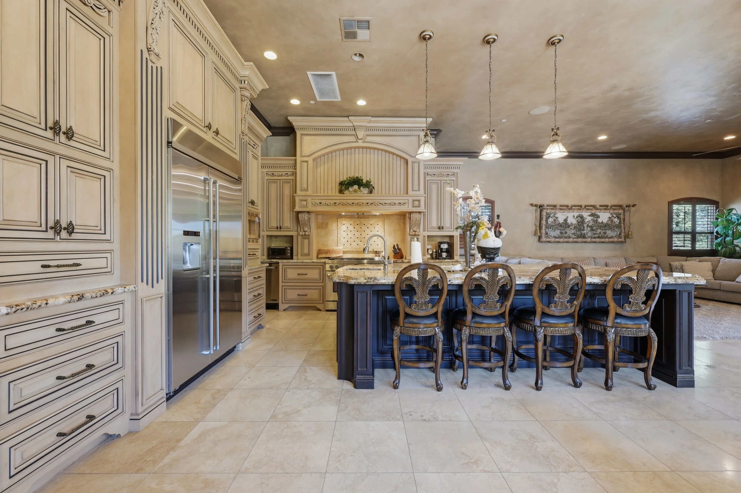 5645 Los Posas Way 31.jpg