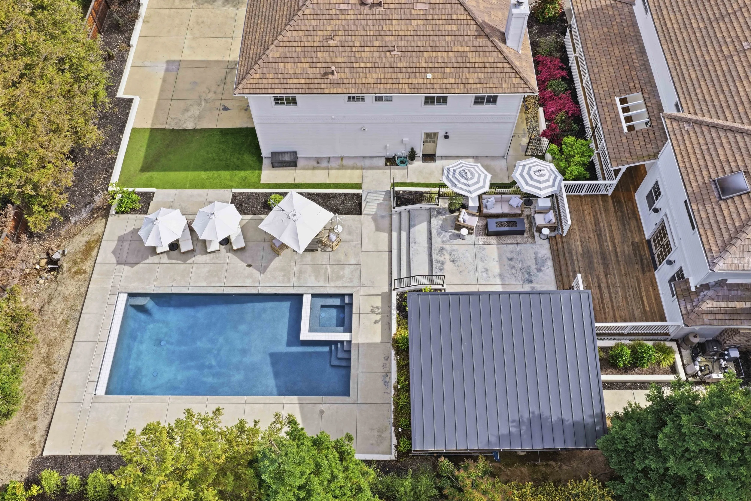 9660 Los Lagos Cir North - 35.jpg