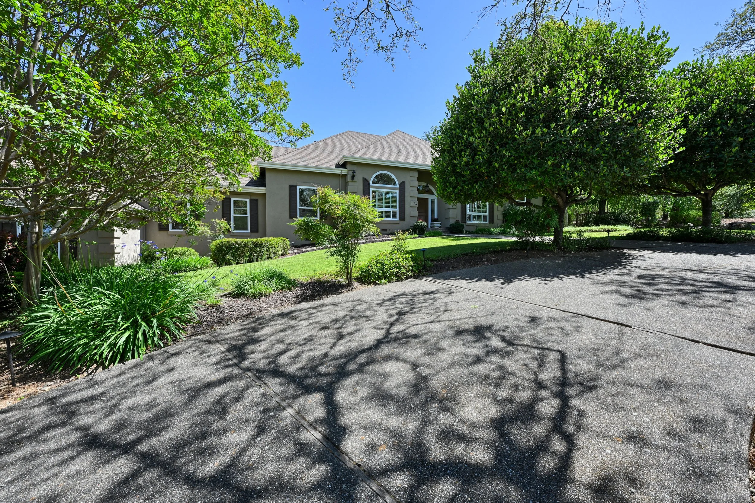 1194 Shetland Way - 51.jpg