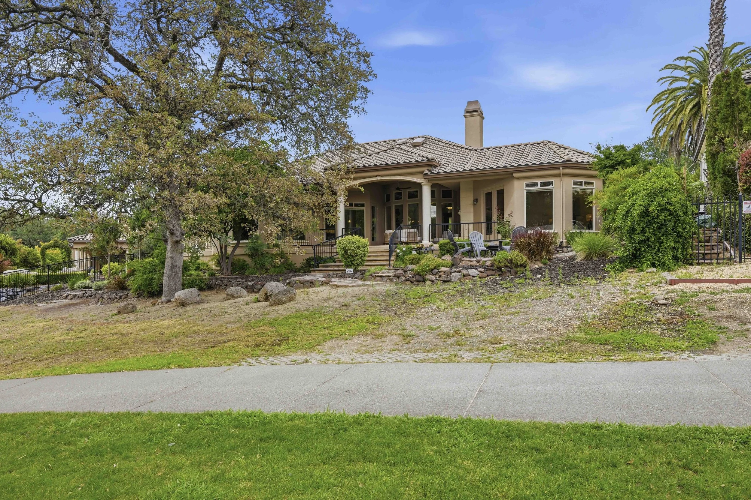 3702 Lindbrook Dr 70.jpg