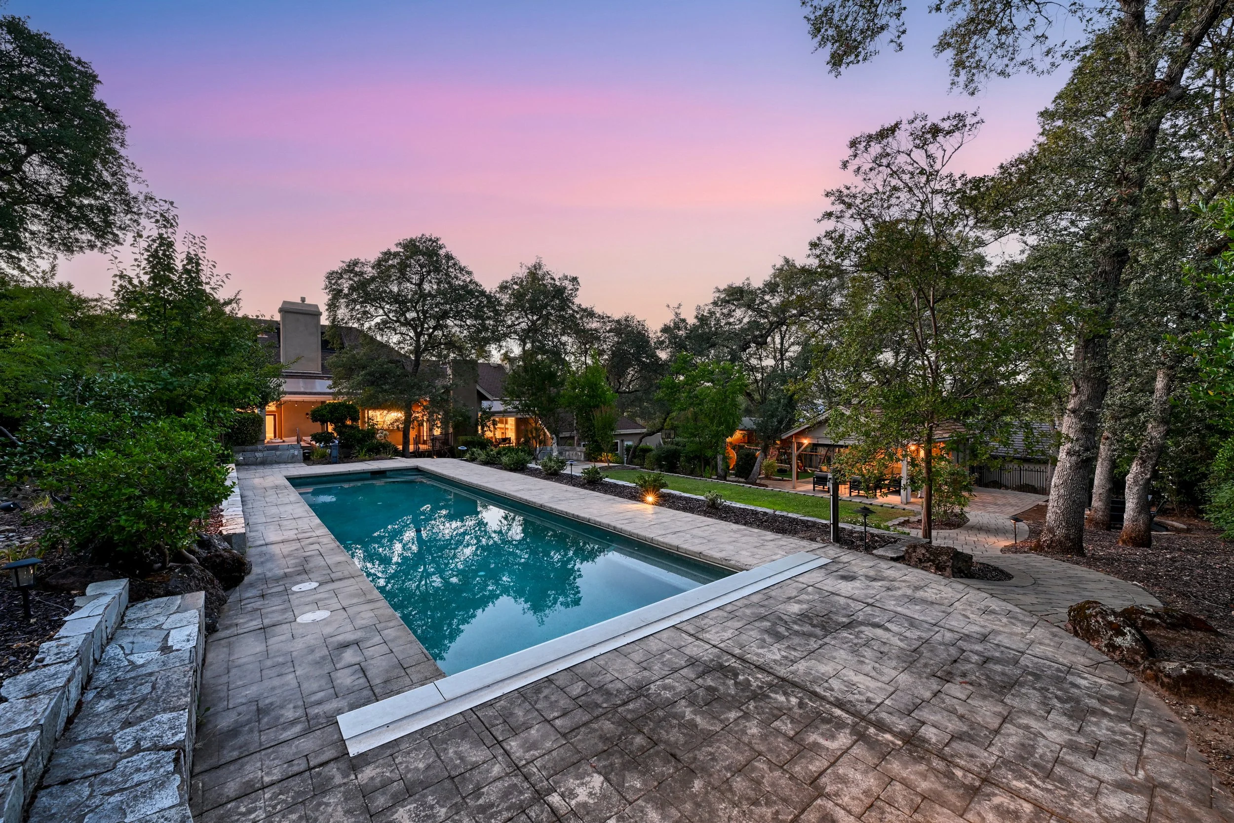 1194 Shetland Way - 22.jpg