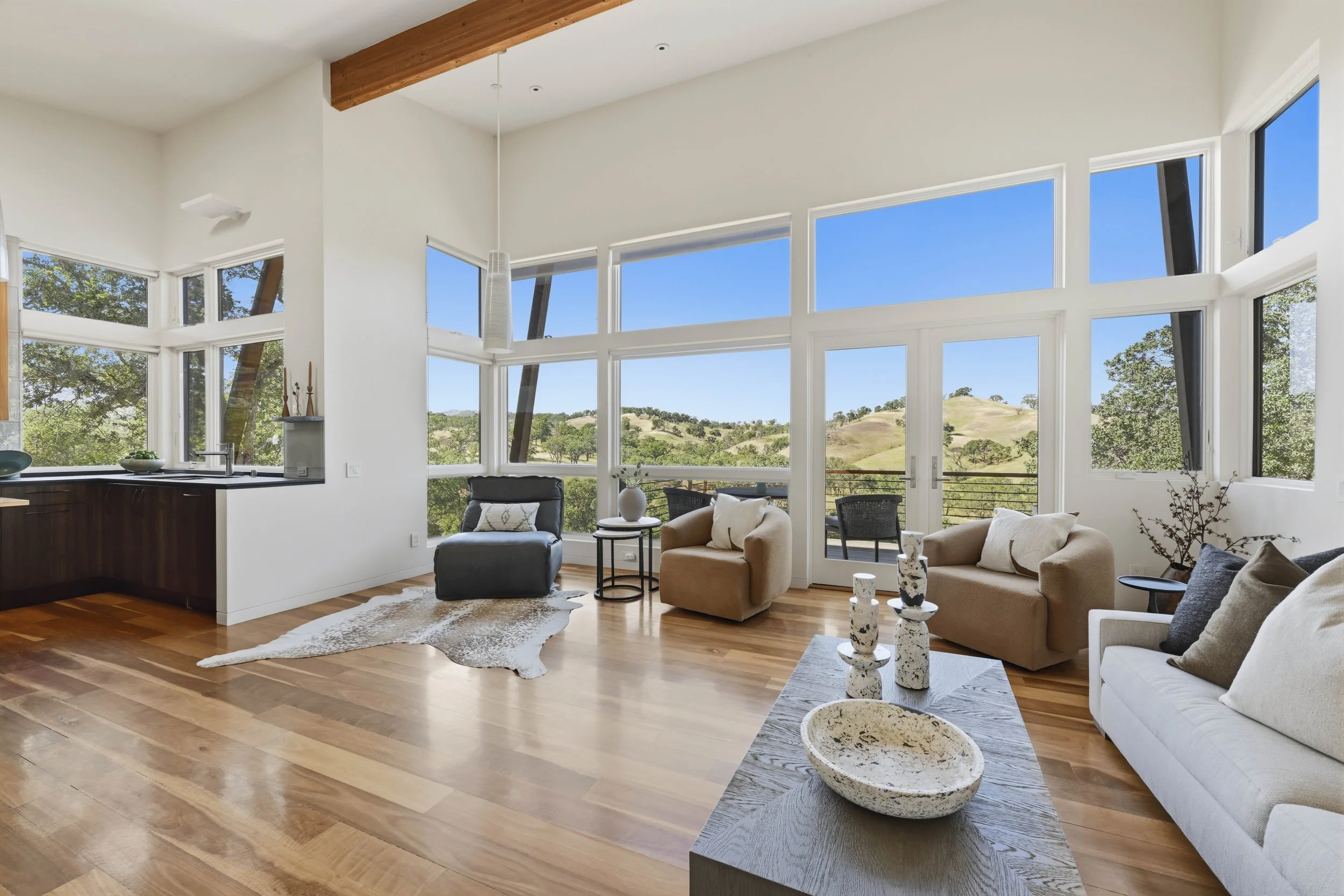 26000 Venado Dr - Main House  - 18.jpg