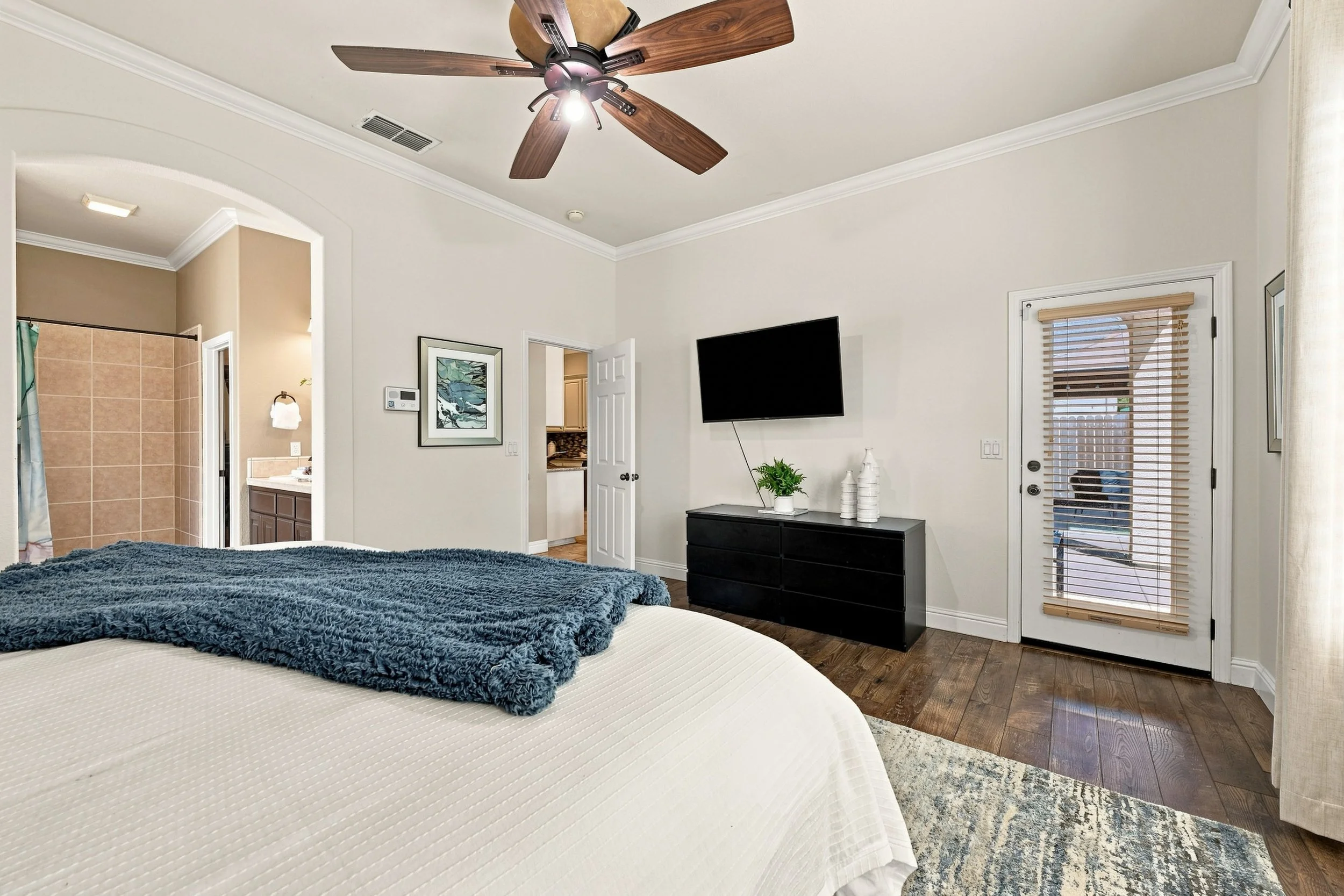 2025 San Esteban Cir _25.jpg