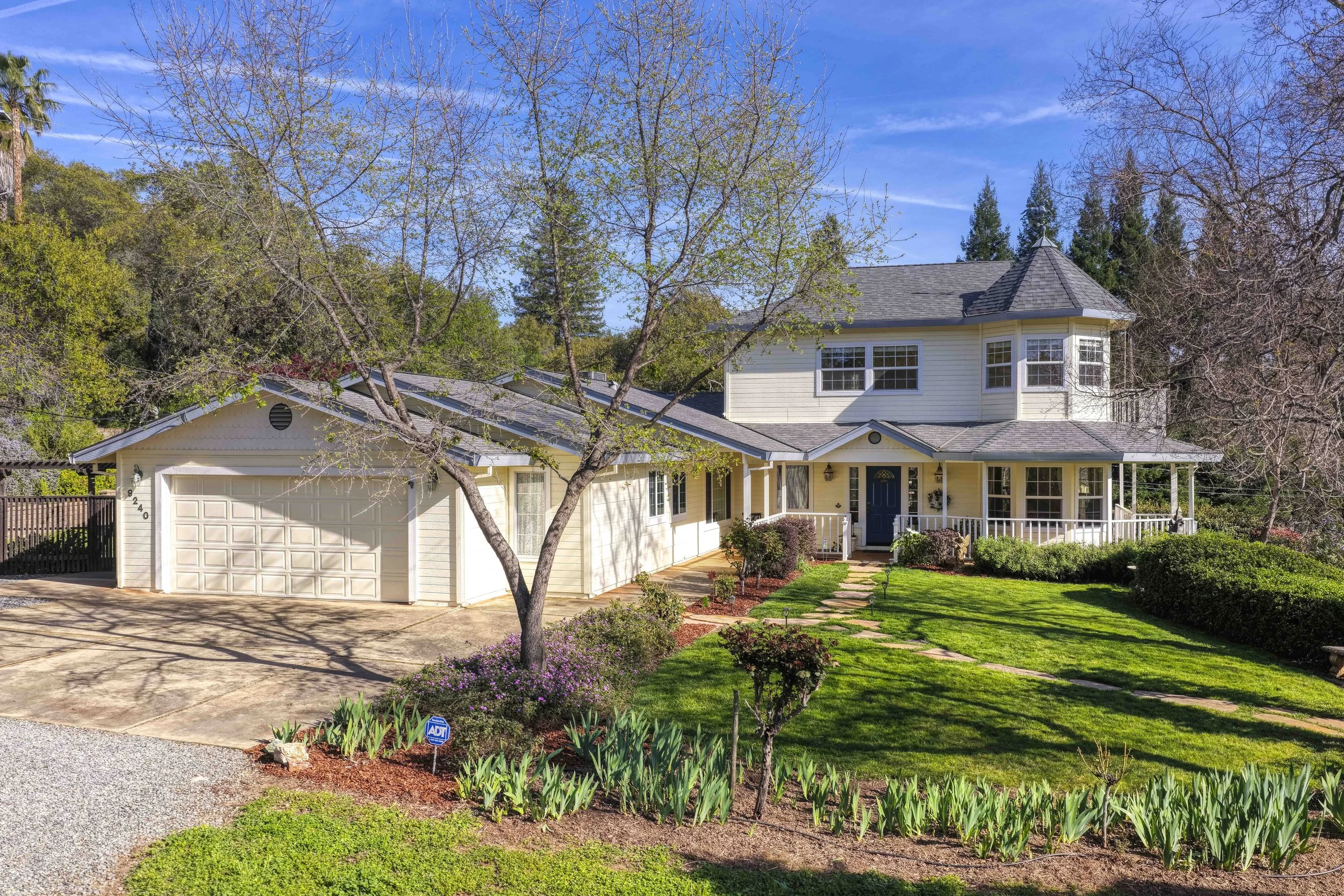 9240 Rock Springs Rd _19.jpg