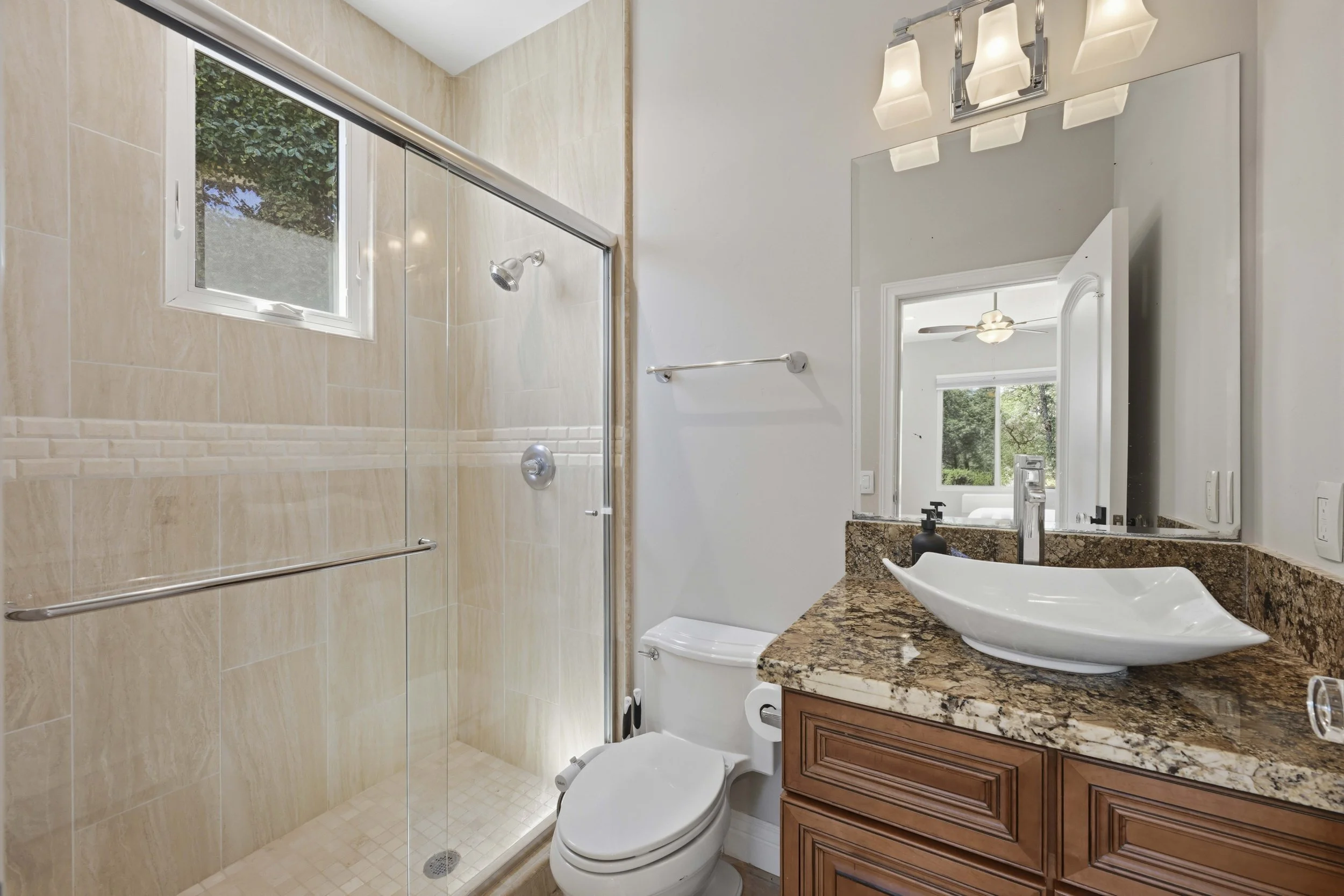 9688 Clos Du Lac Cir 142.jpg