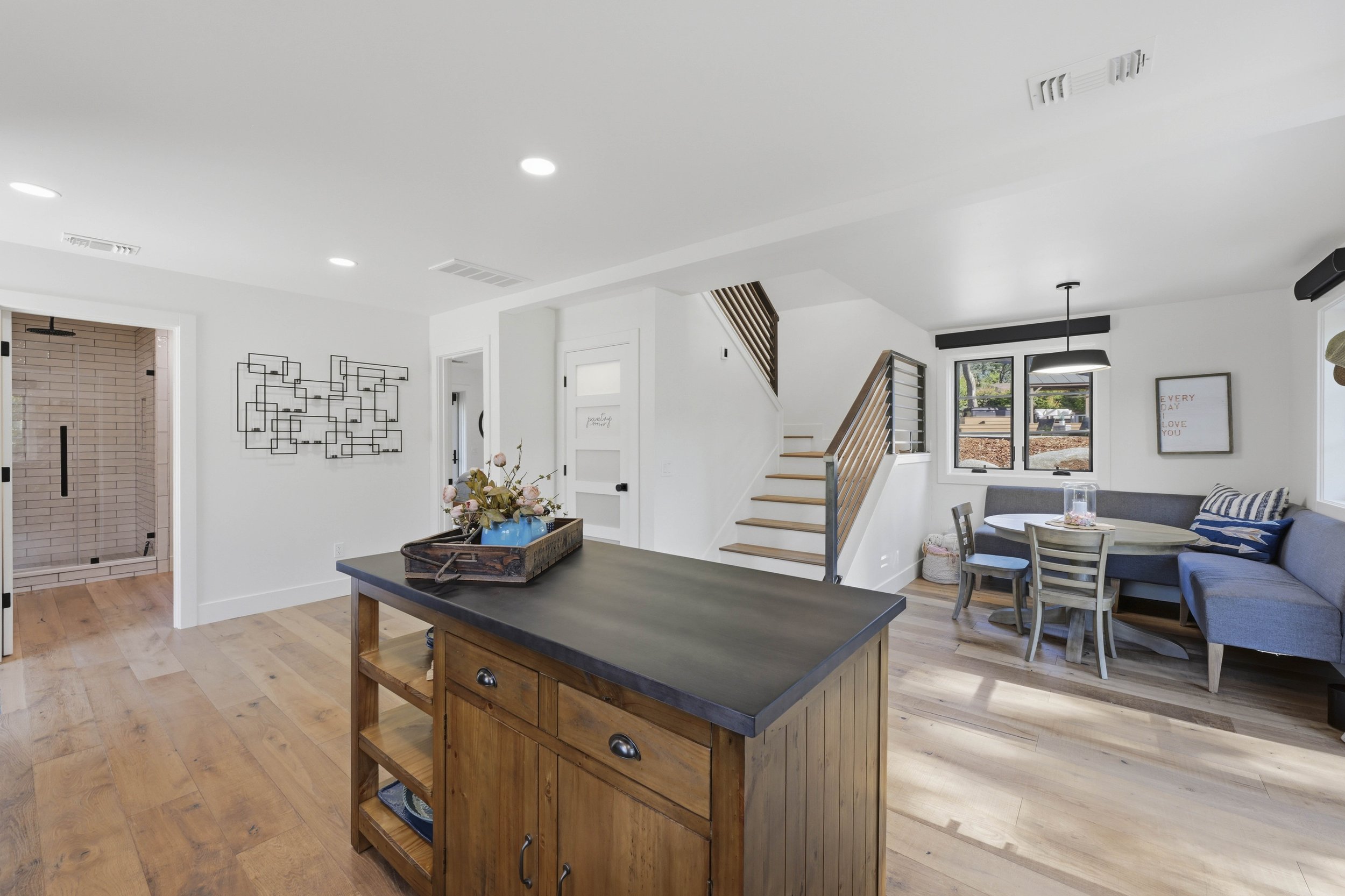 7905 Brook Ct 132.jpg