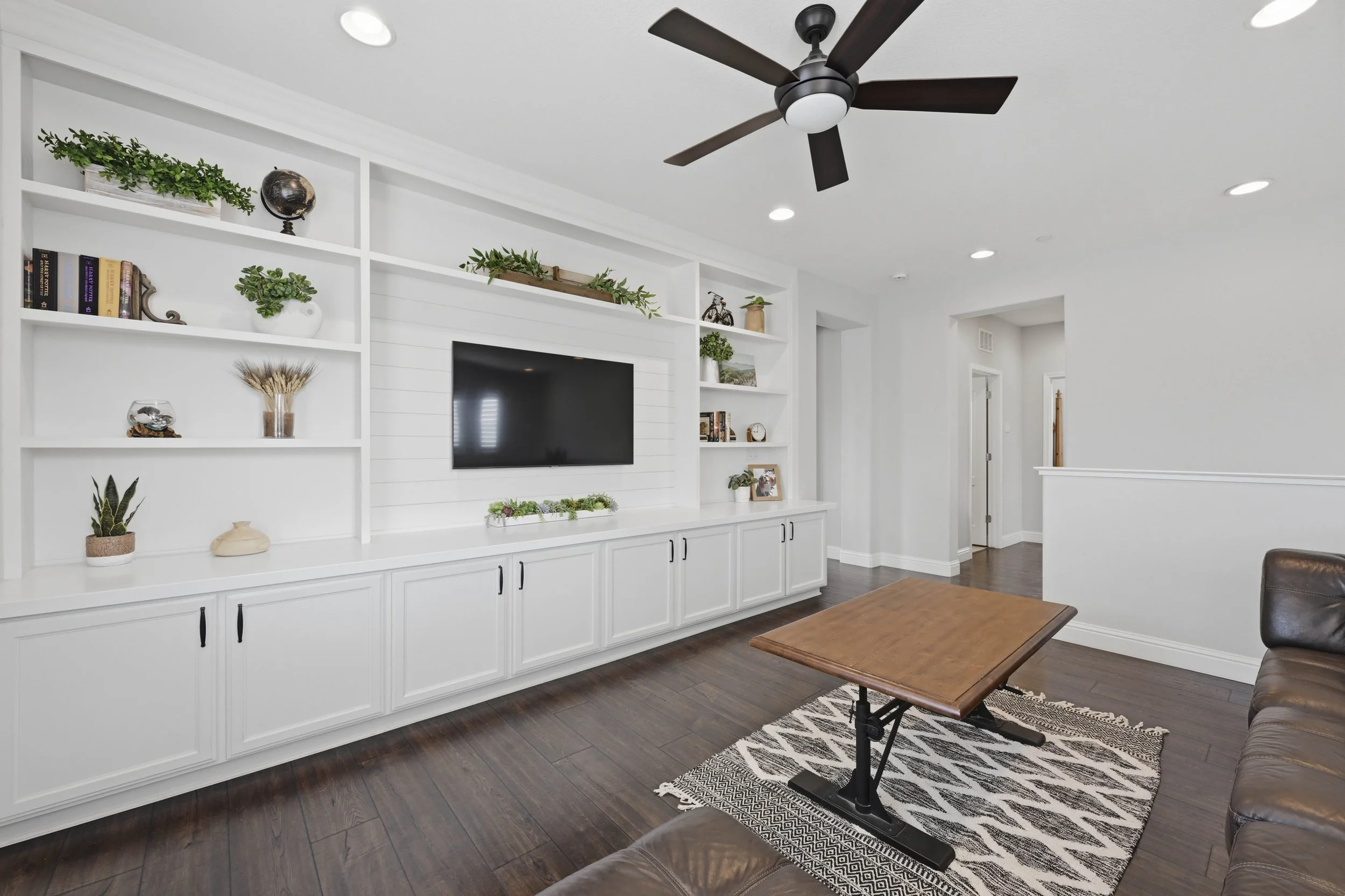 895 Calico Dr 74.jpg