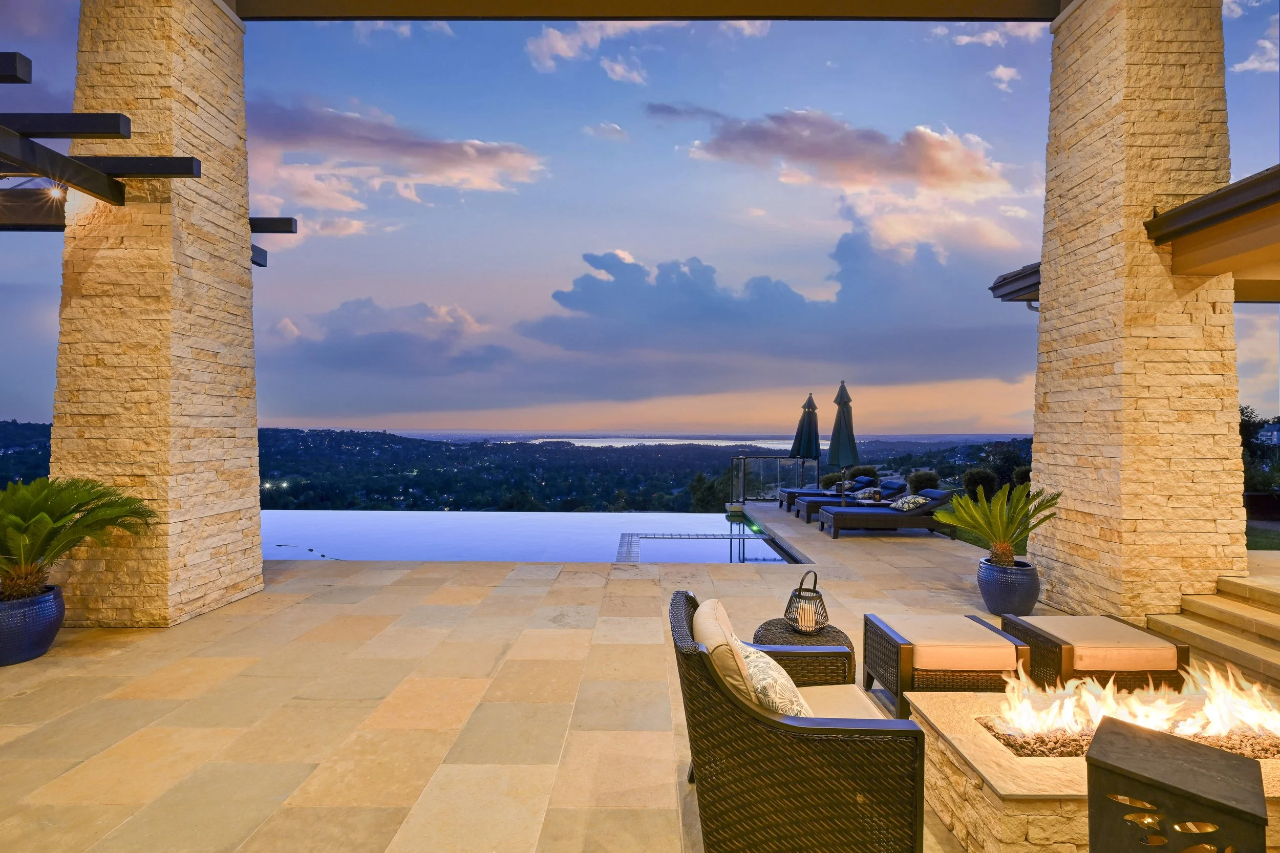 4374 Berkwood Ct 79.jpg