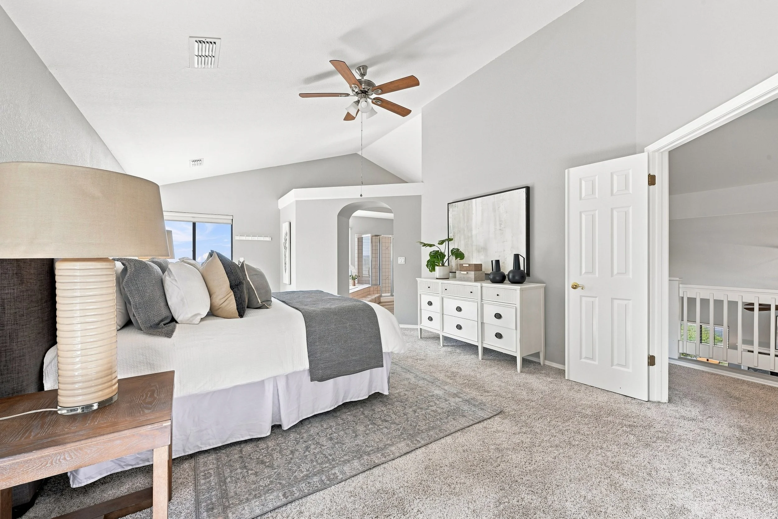 1610 Foxridge Cir 43.jpg