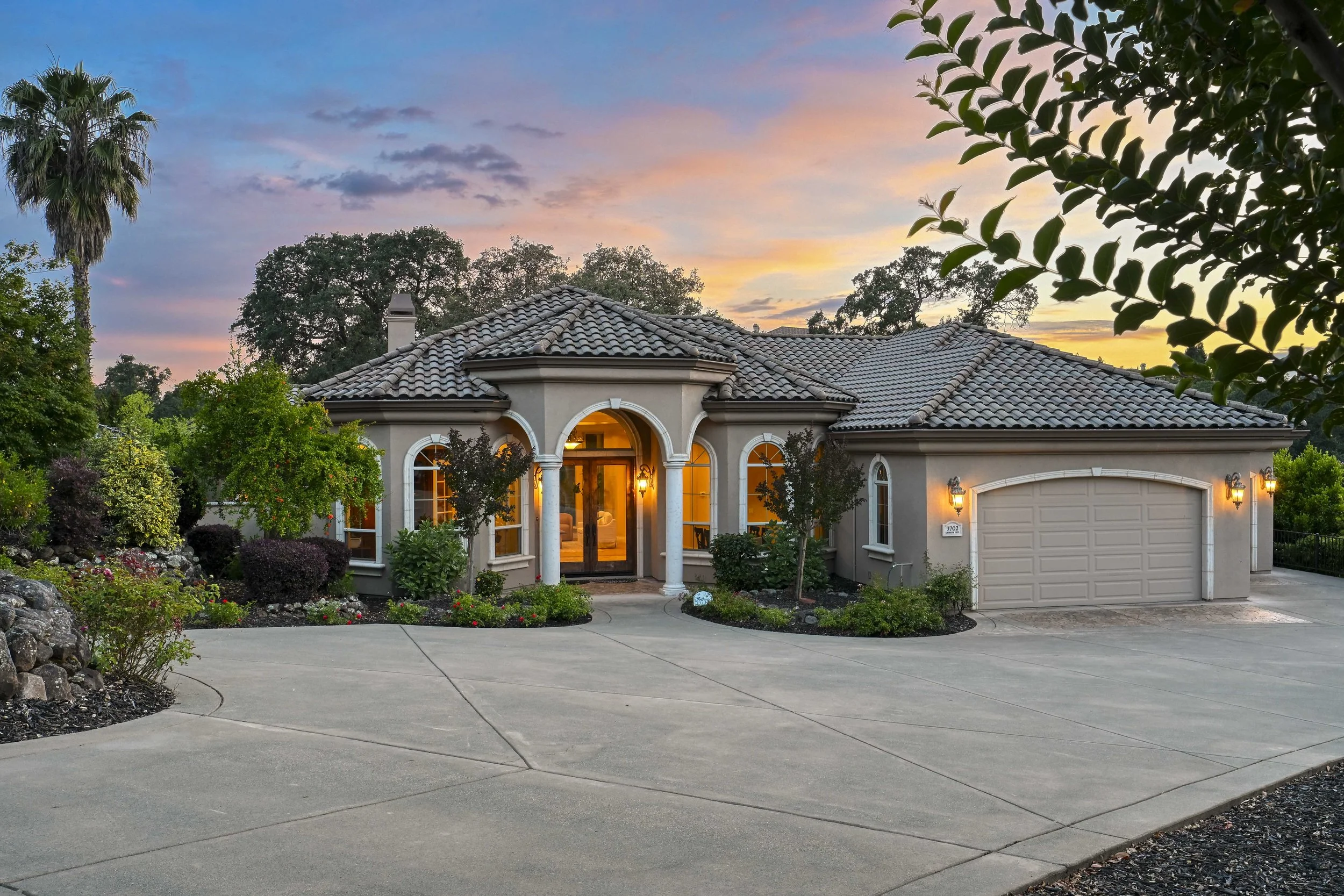 3702 Lindbrook Dr 91.jpg
