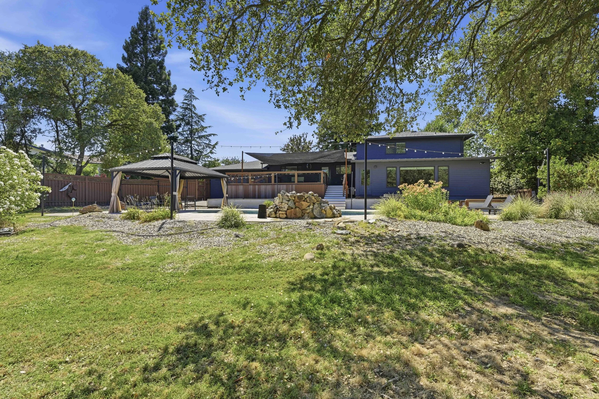 4440 Lawrence Dr _85.jpg