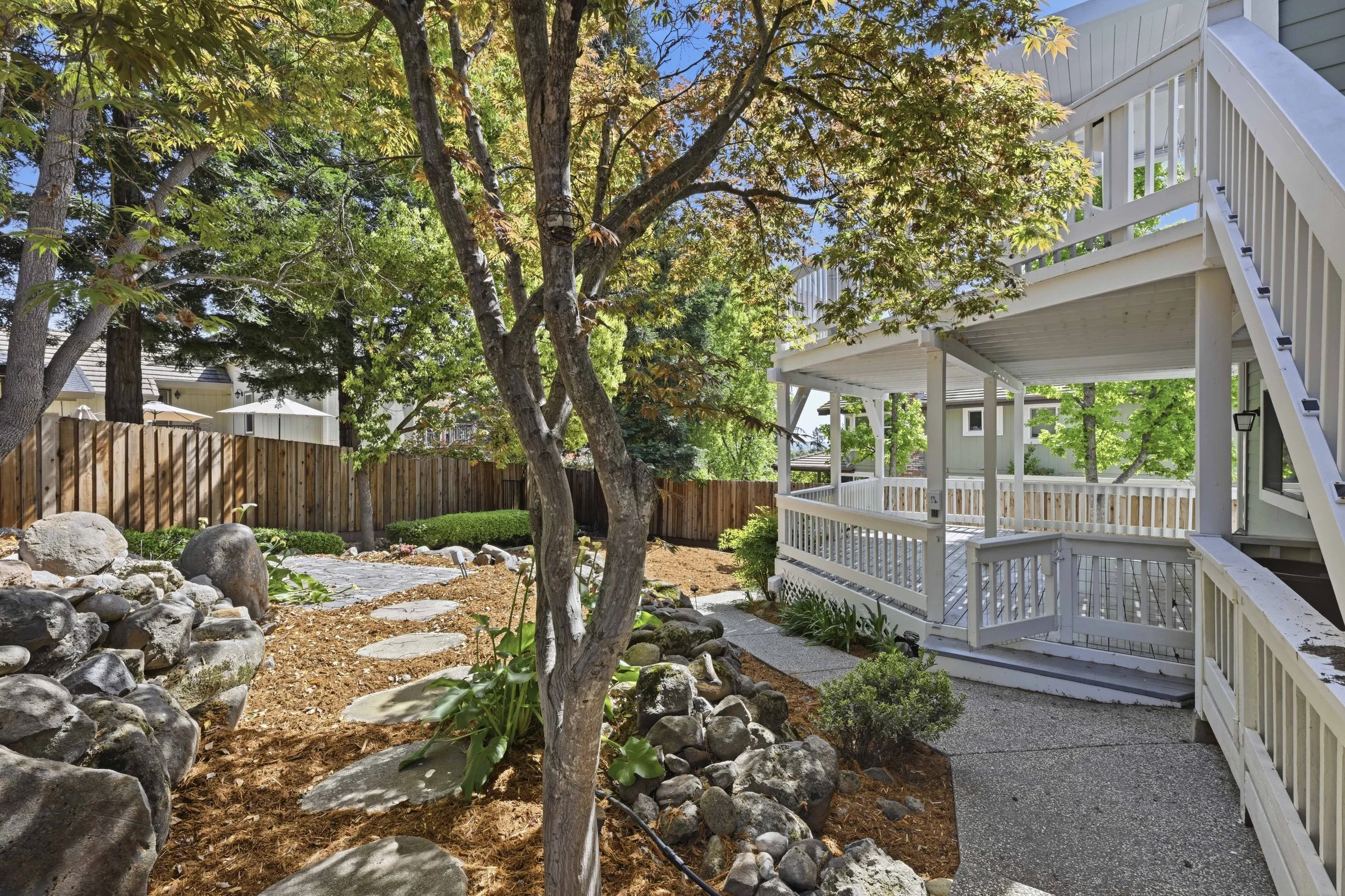1610 Foxridge Cir 84.jpg