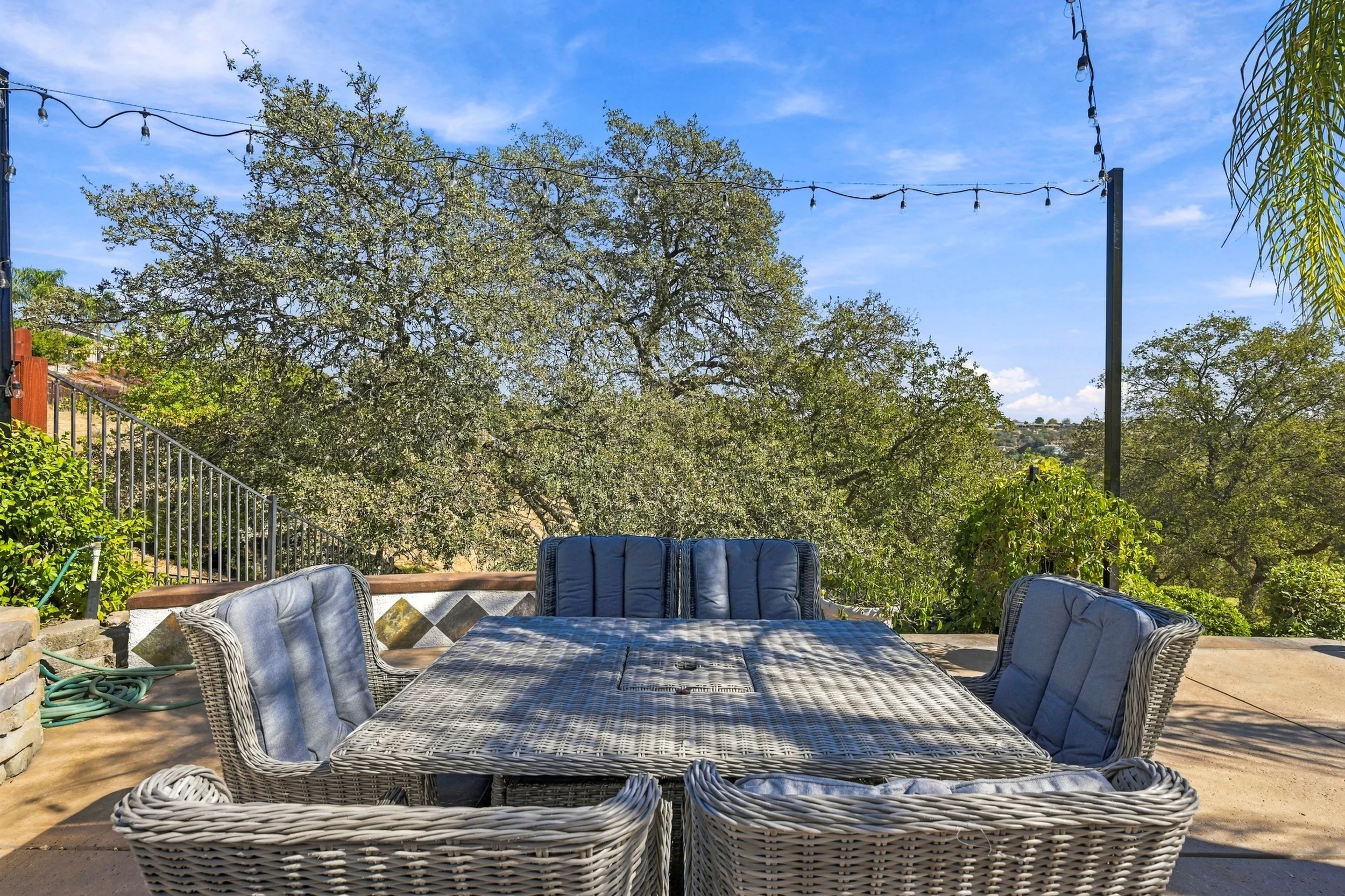 3391 Black Oak Dr 106.jpg