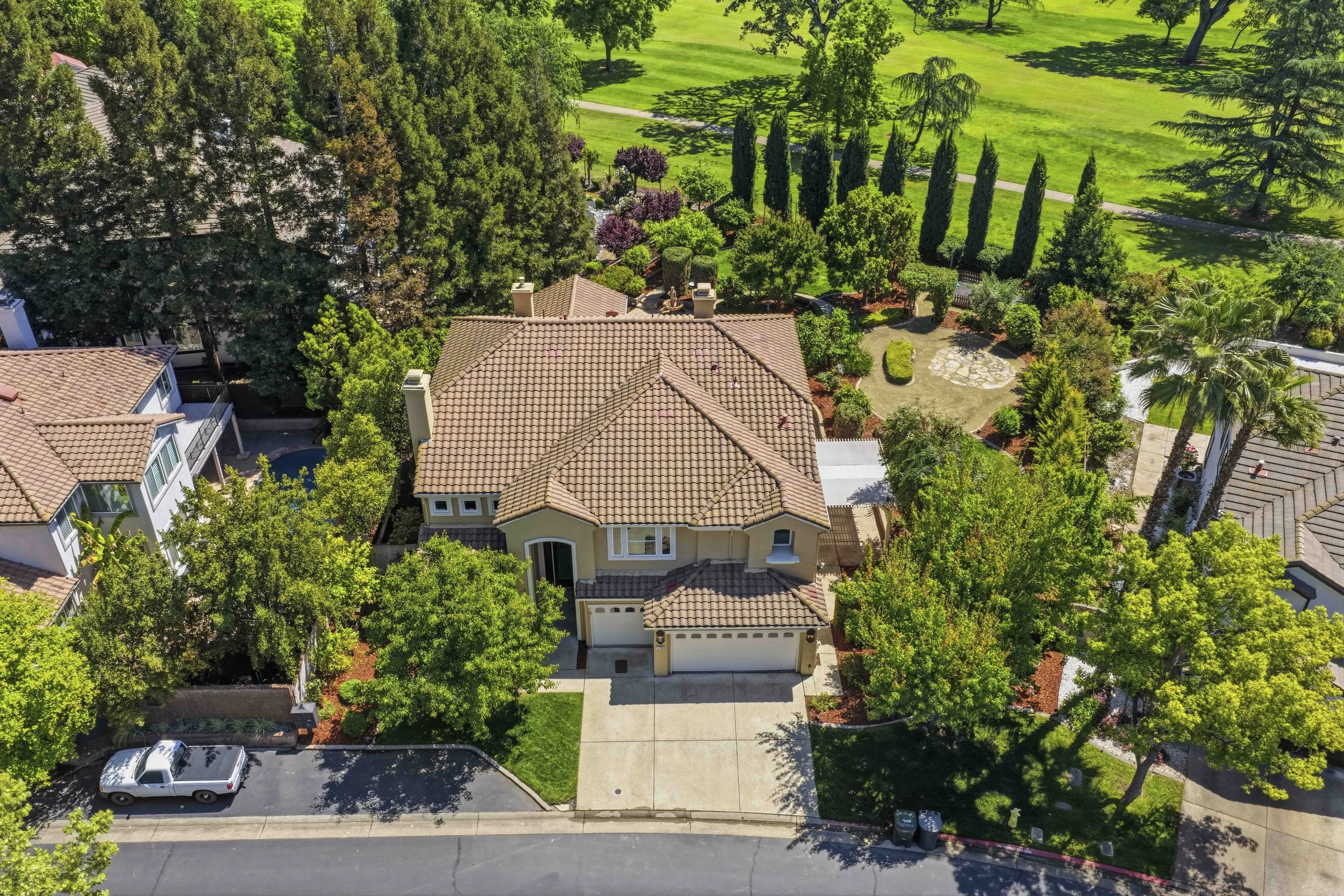 2228 Belvedere Cir _1.jpg