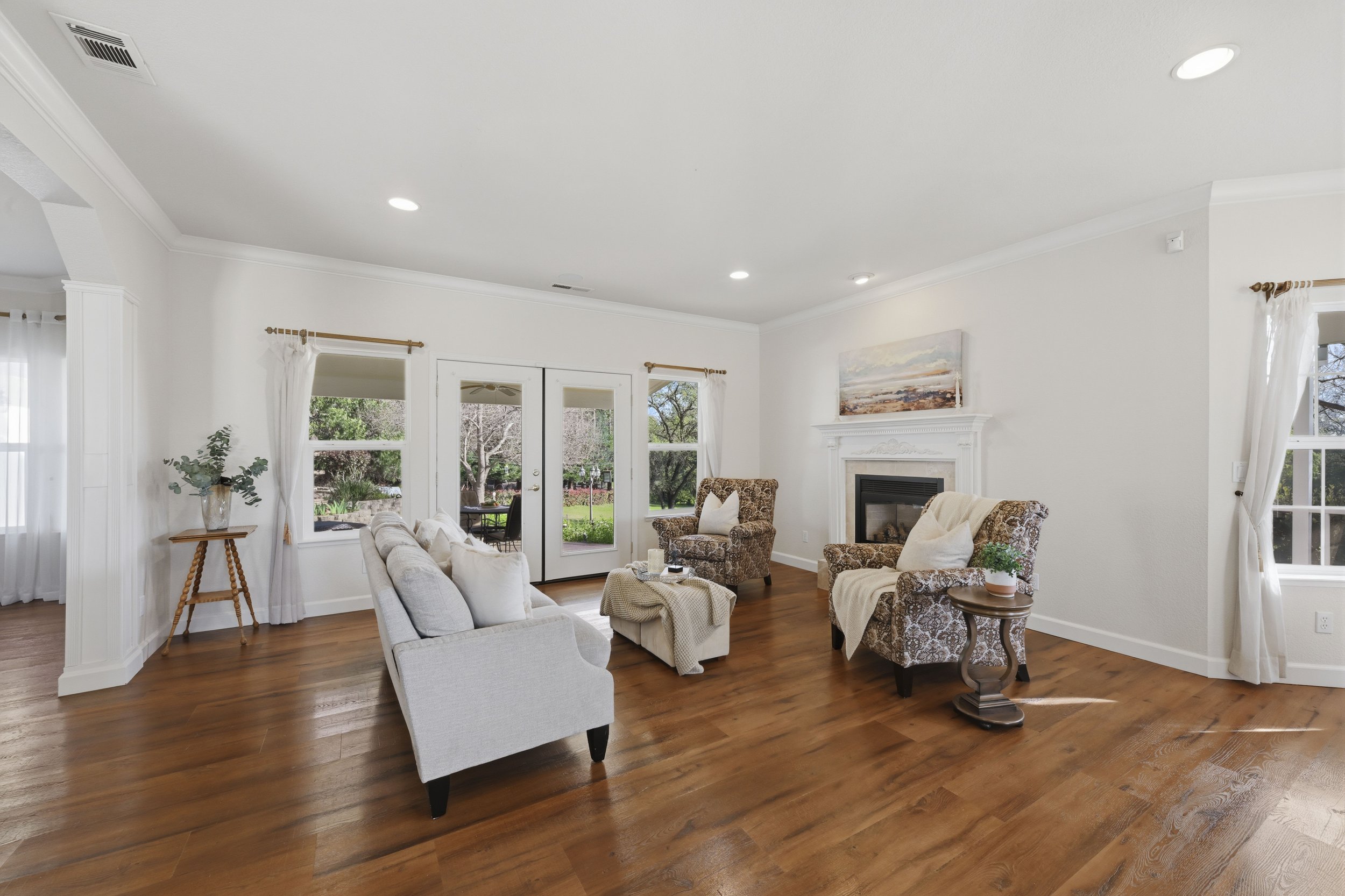 9240 Rock Springs Rd _99.jpg