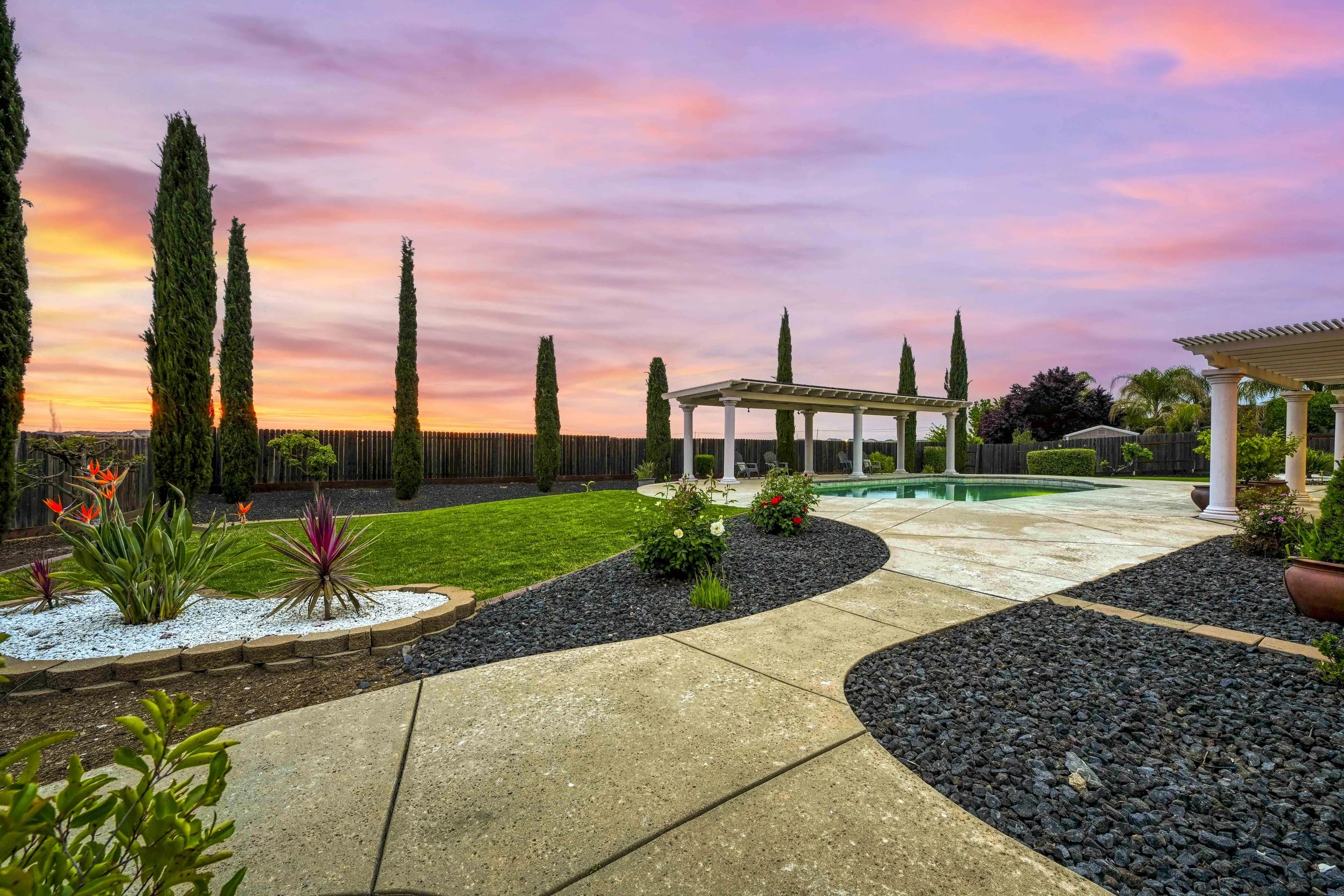 8357 Bridgestone Dr 23.jpg