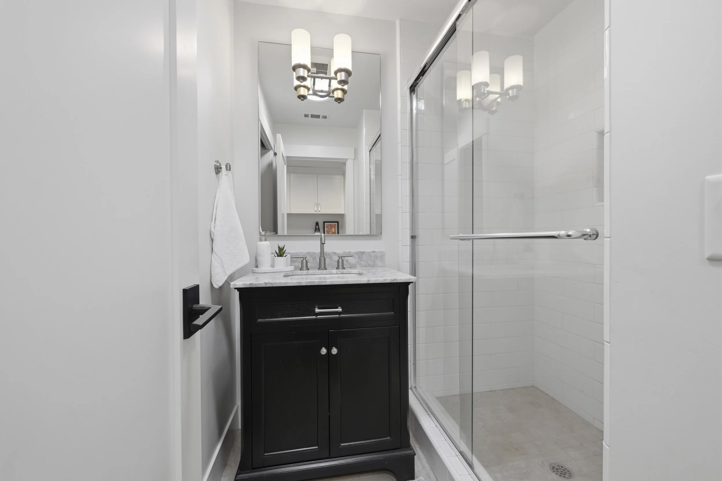 2929 Latham Dr _28.jpg