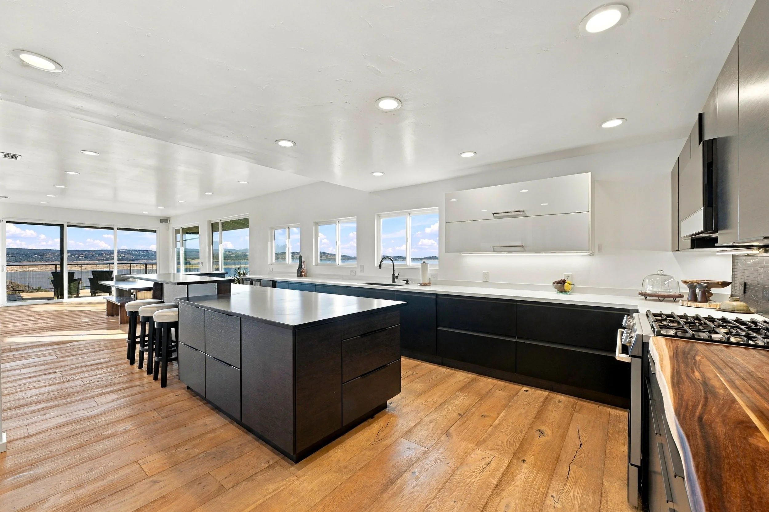 7882 Lakeshore Dr 38.jpg
