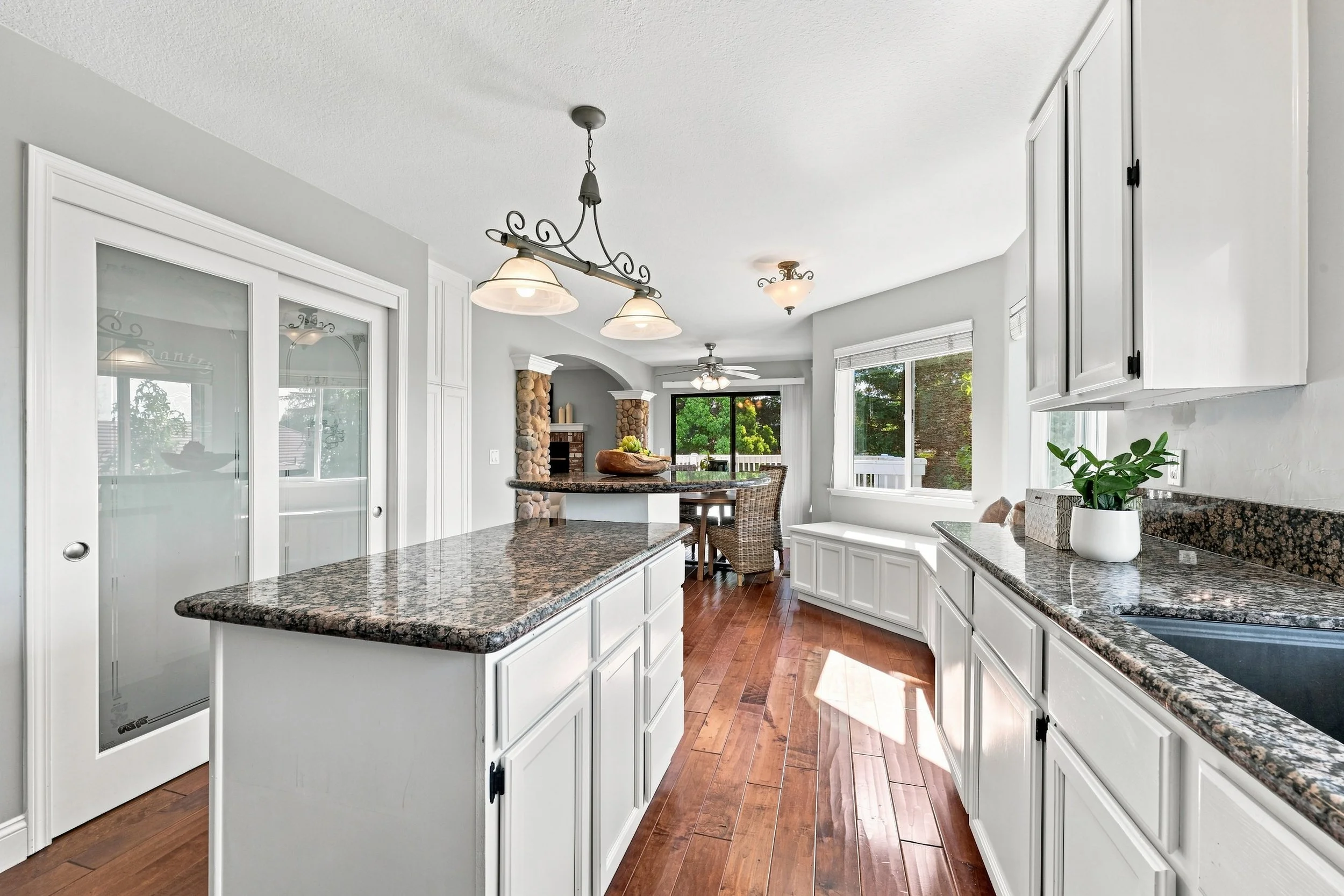 1610 Foxridge Cir 22.jpg
