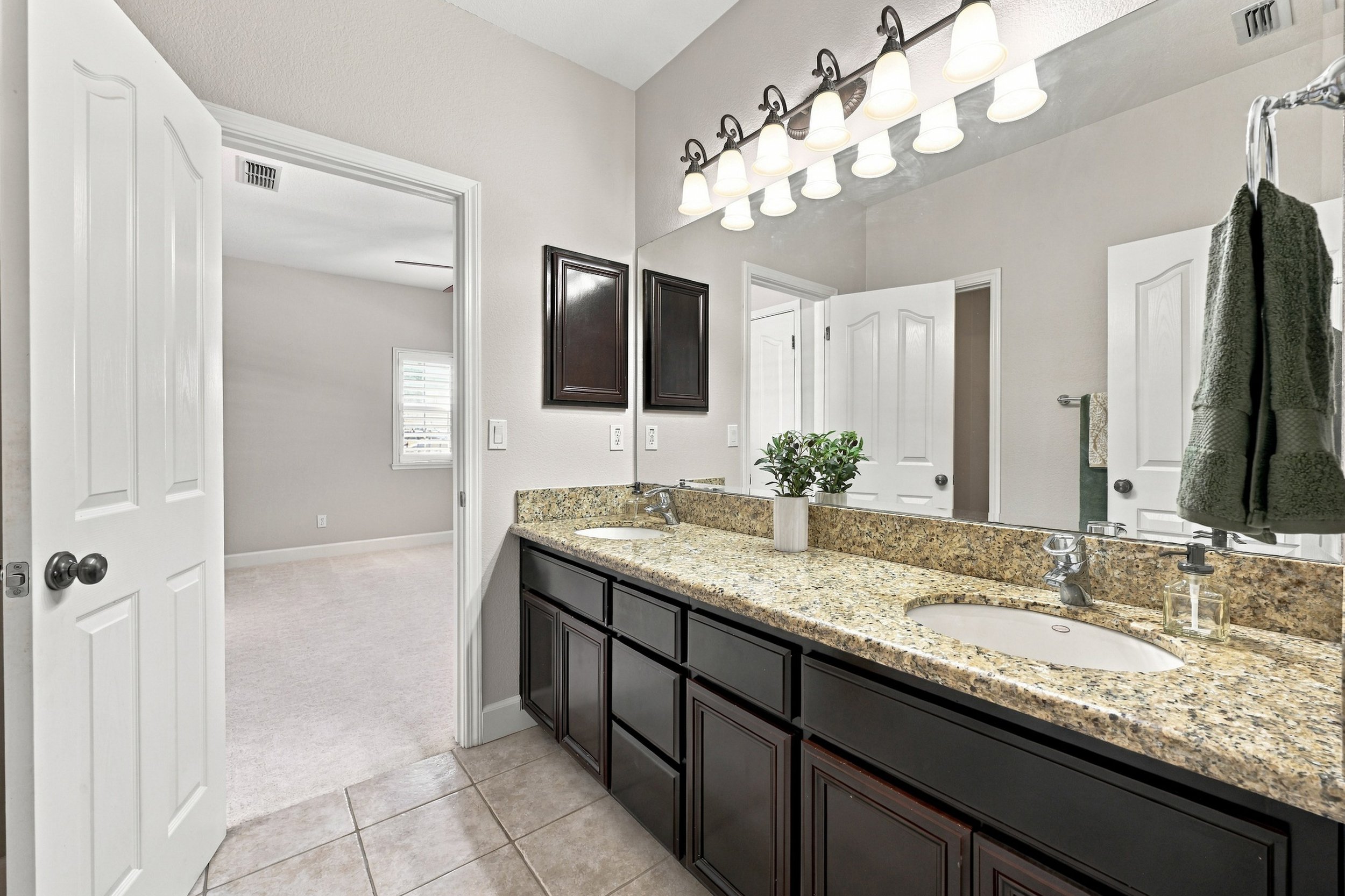 3391 Black Oak Dr 99.jpg