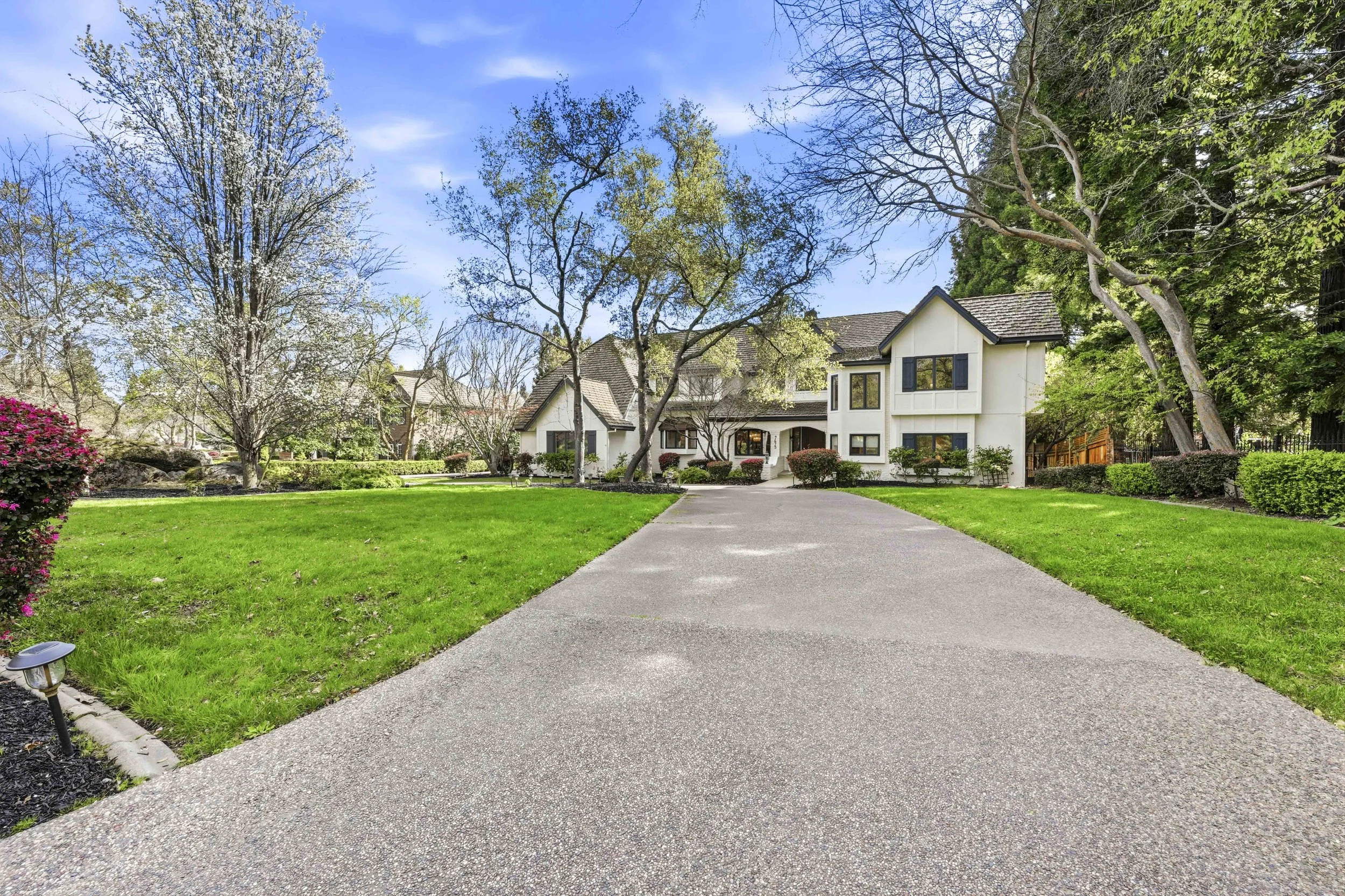 7475 Shelborne Dr 10.jpg