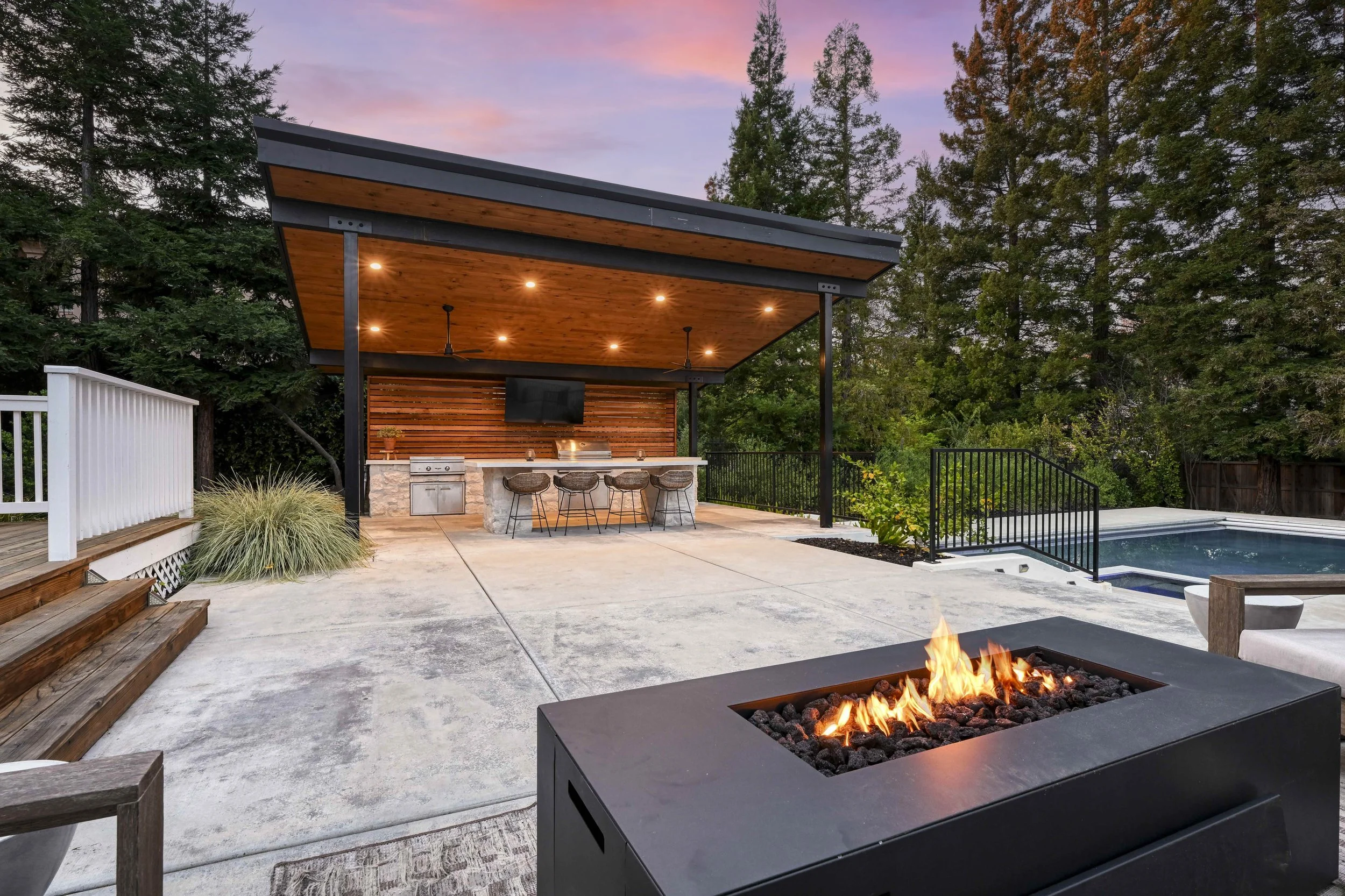 9660 Los Lagos Cir North - 11.jpg