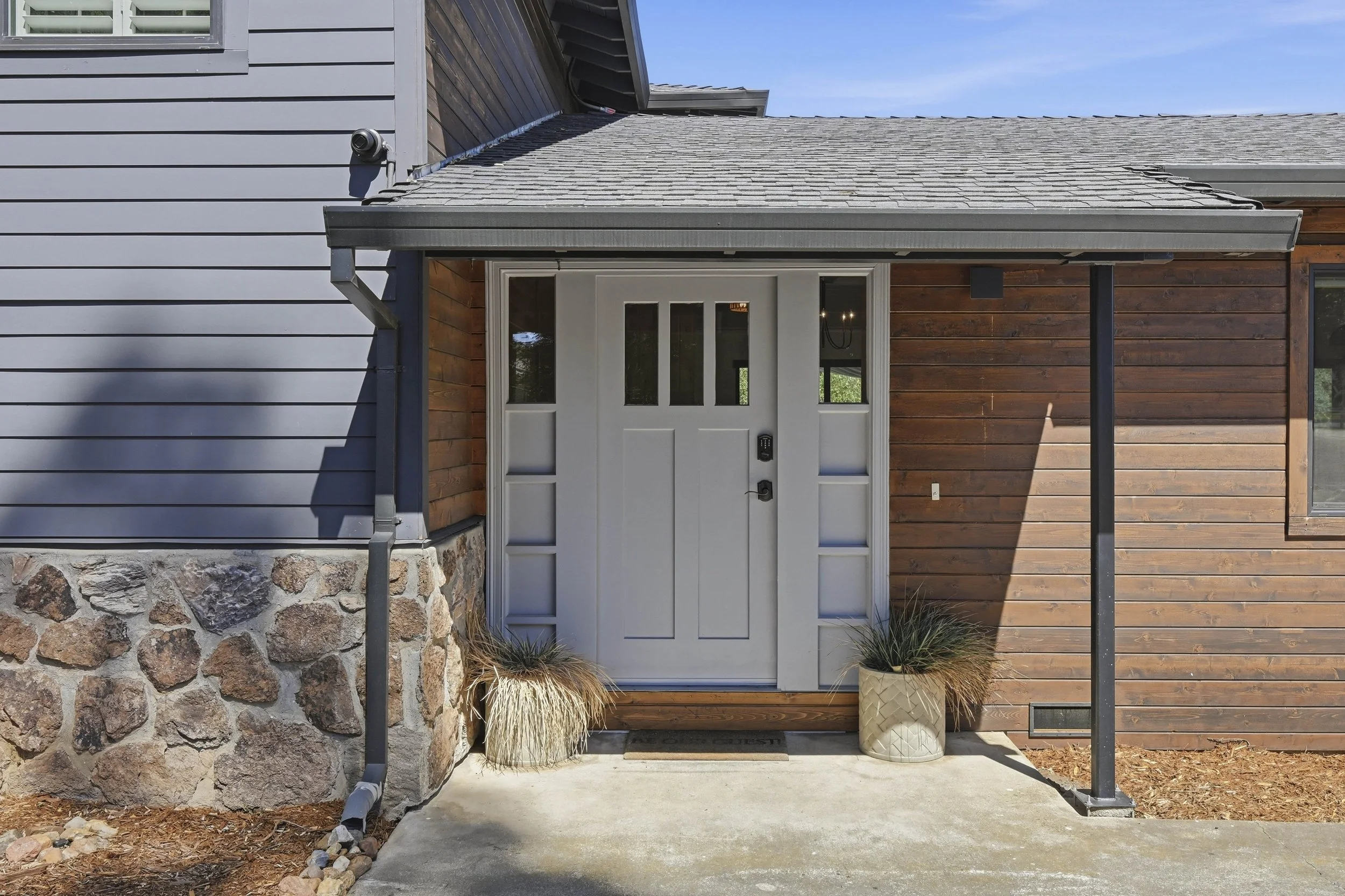 4440 Lawrence Dr _17.jpg