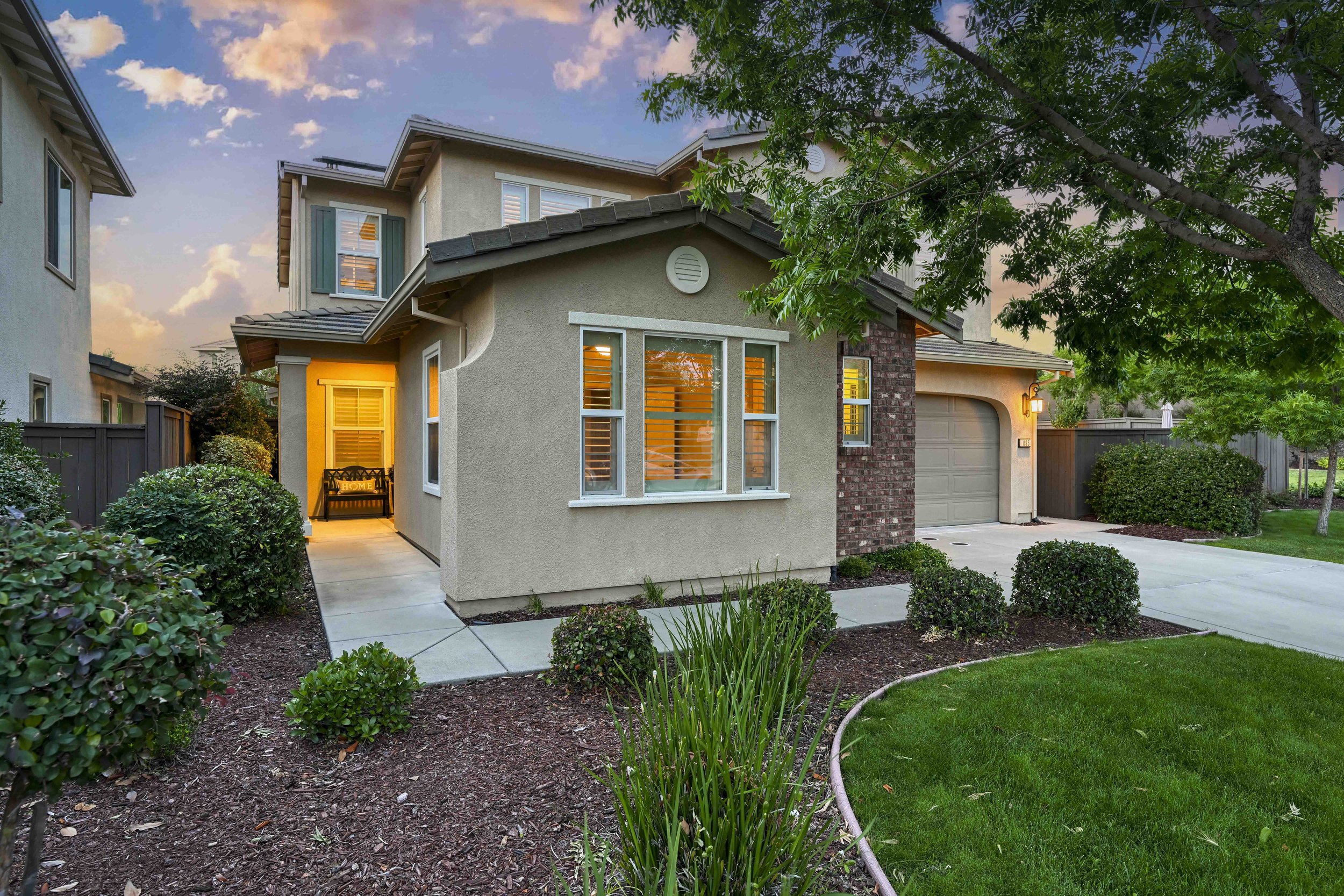 895 Calico Dr 11.jpg