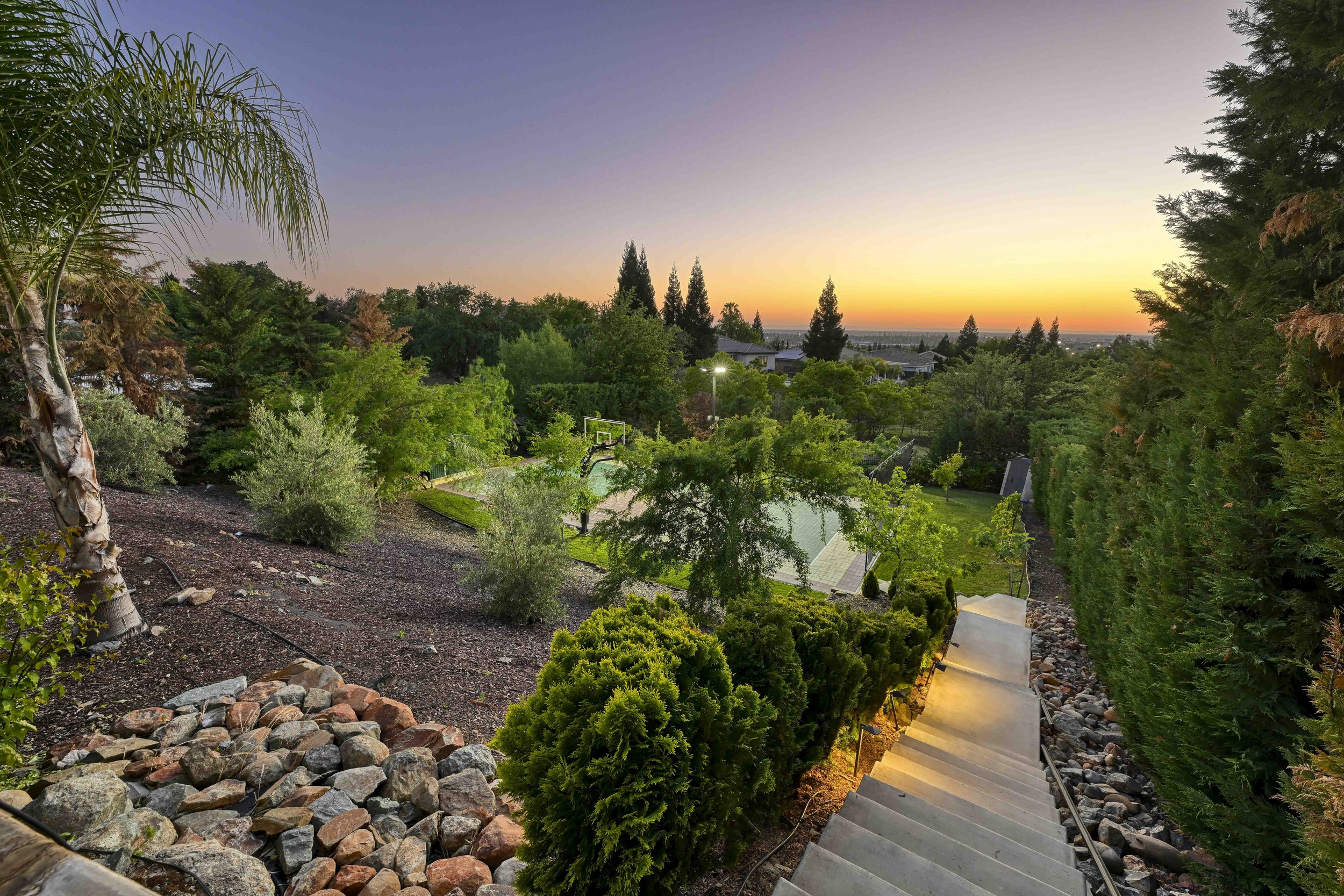 535 Serpa Way _124.jpg