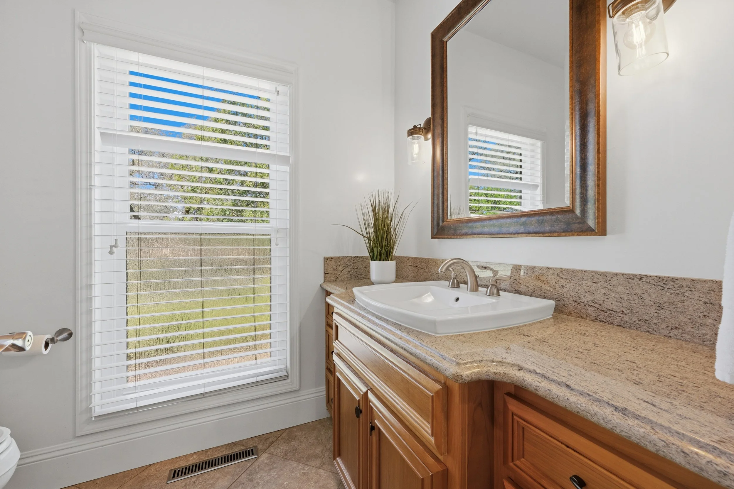 1194 Shetland Way - 71.jpg