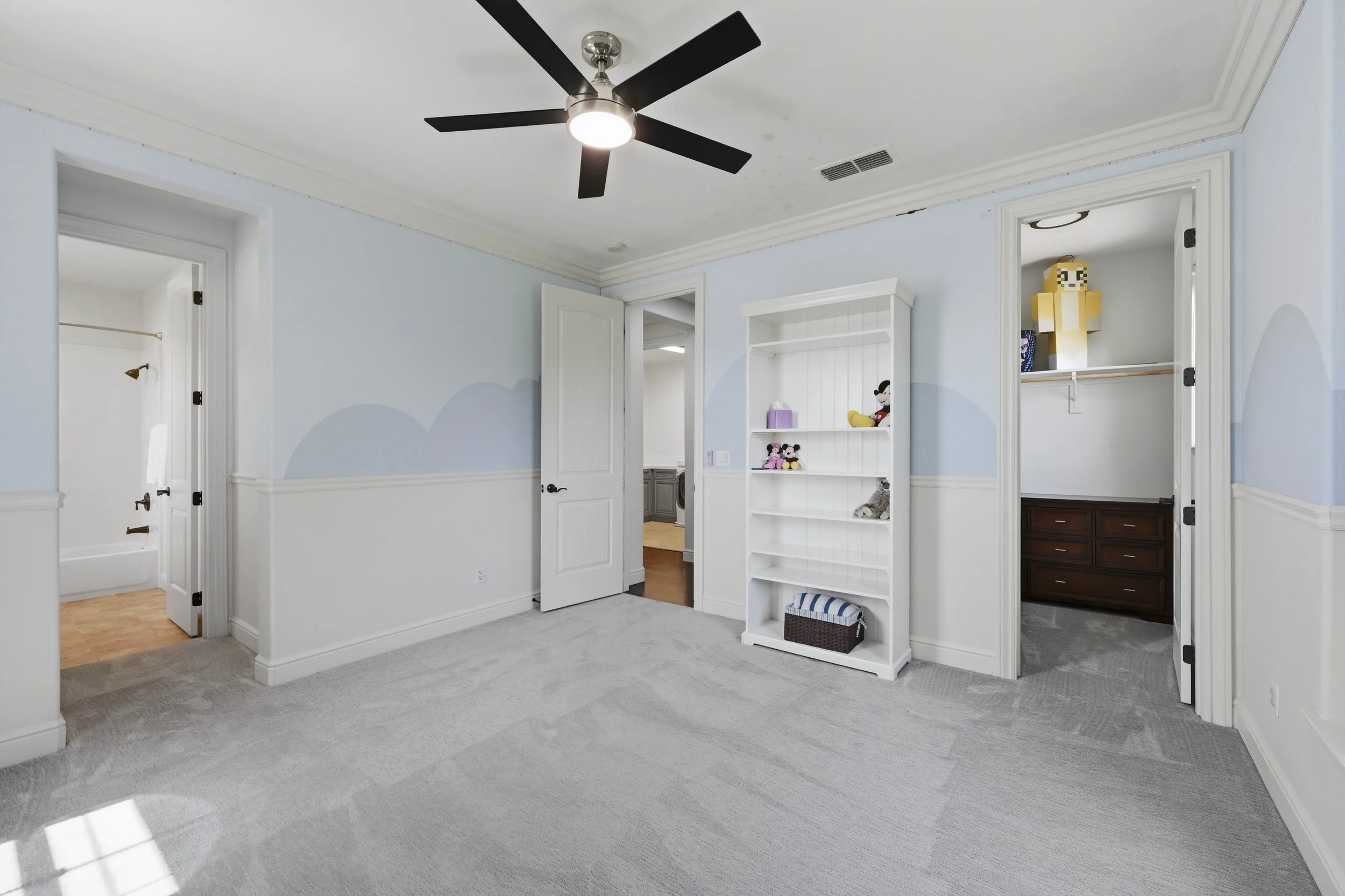 9525 Littoral St _46.jpg