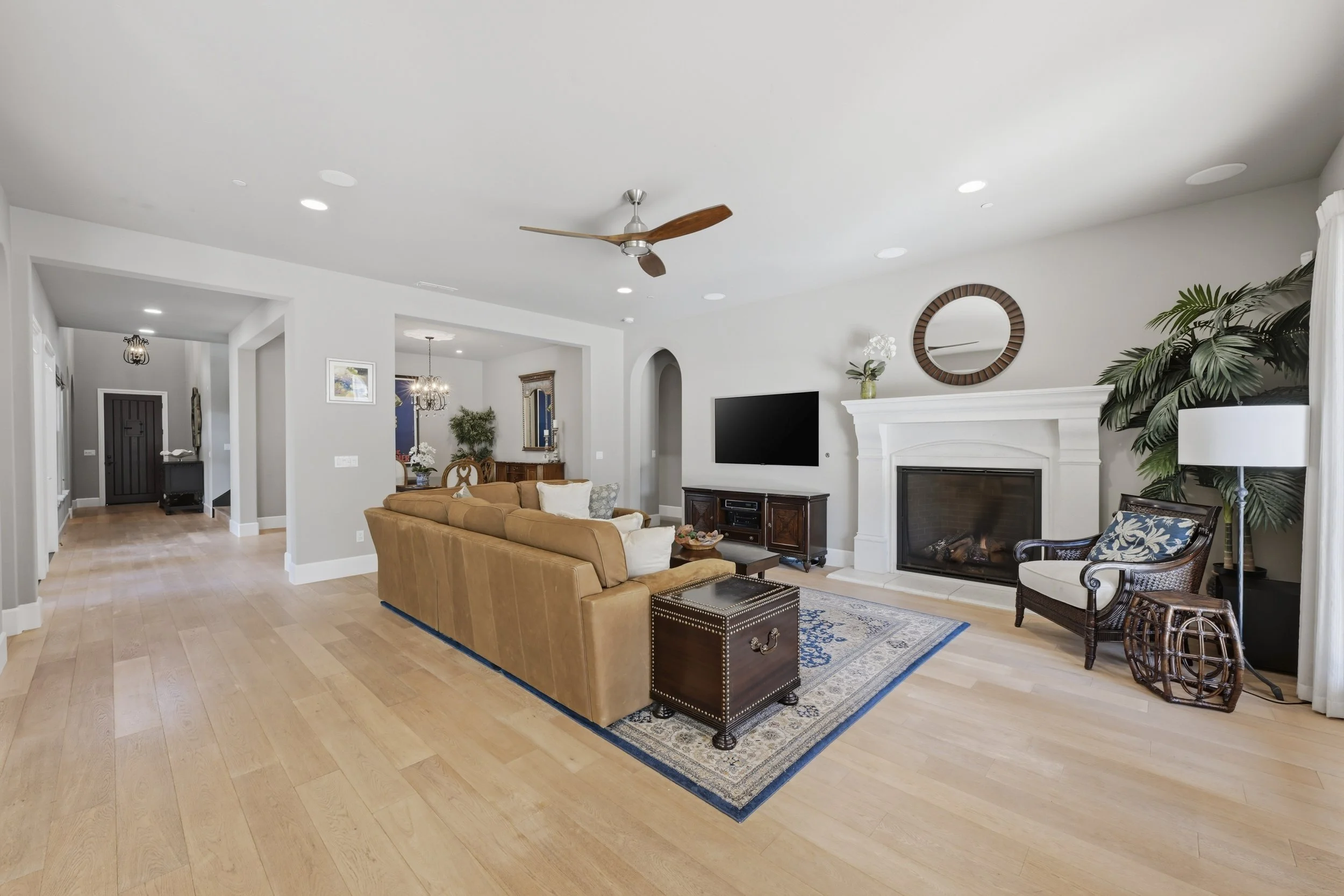 7585 Olive Glen Ct - 28.jpg