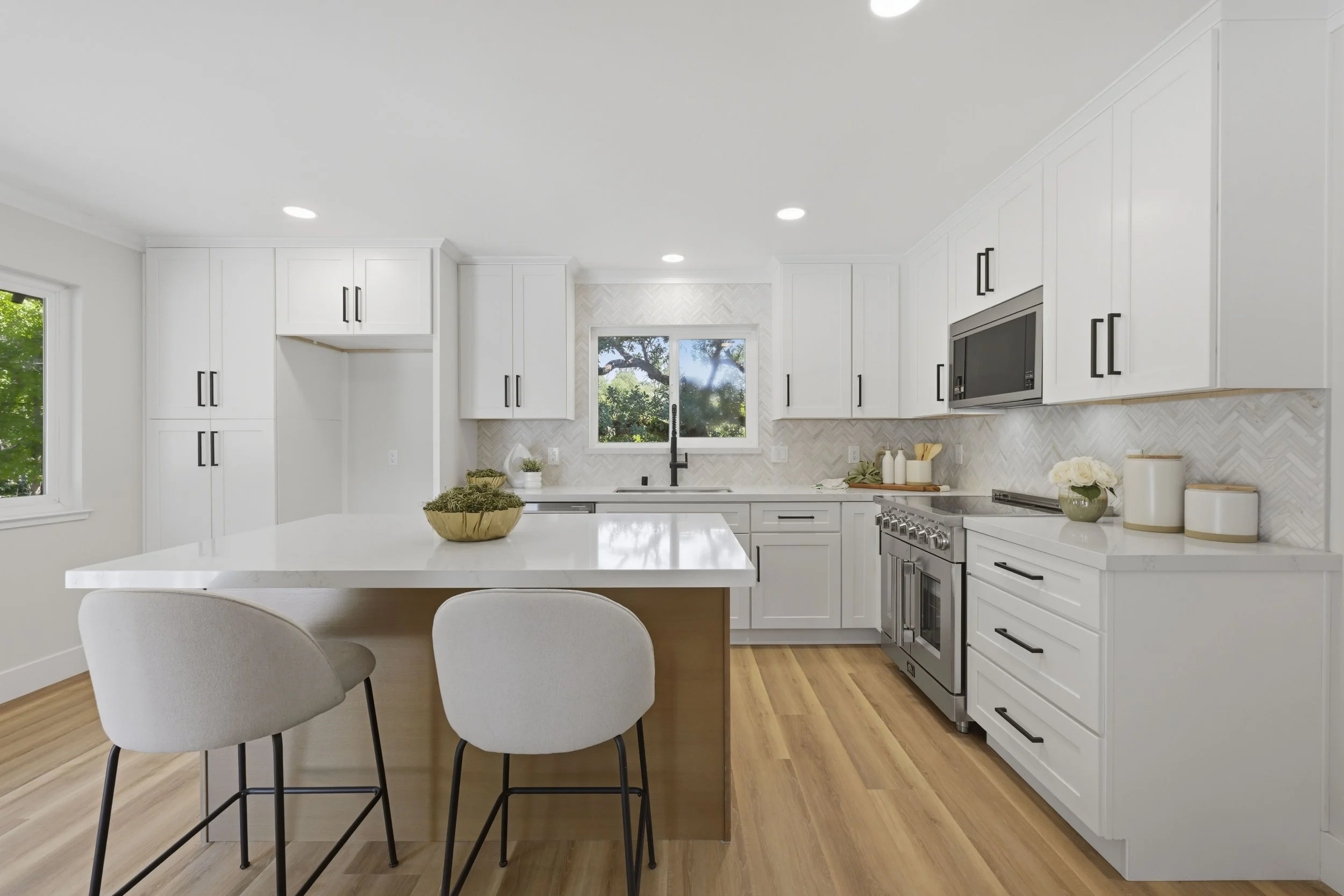 8177 N Lake Cir 32.jpg