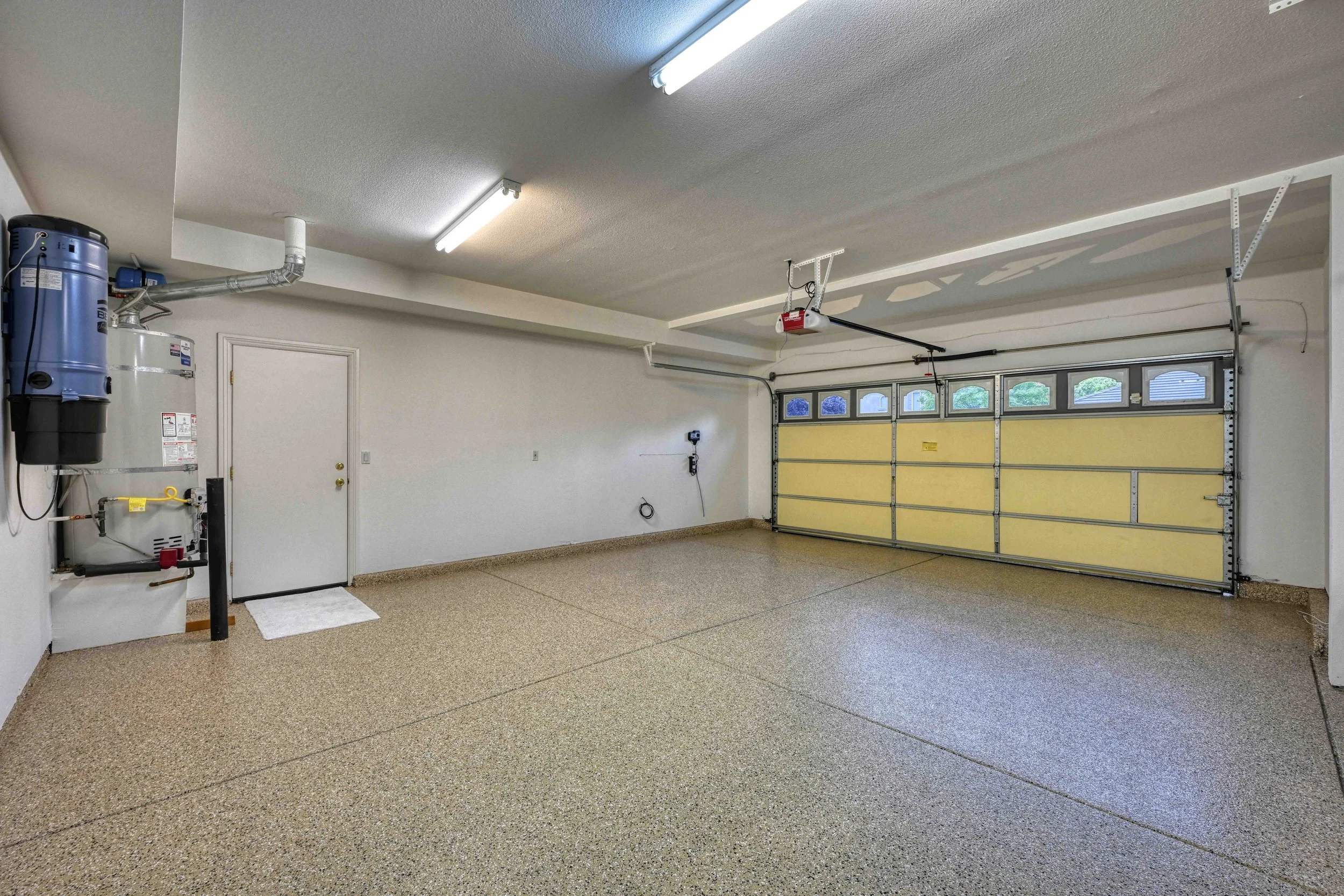 2228 Belvedere Cir _73.jpg