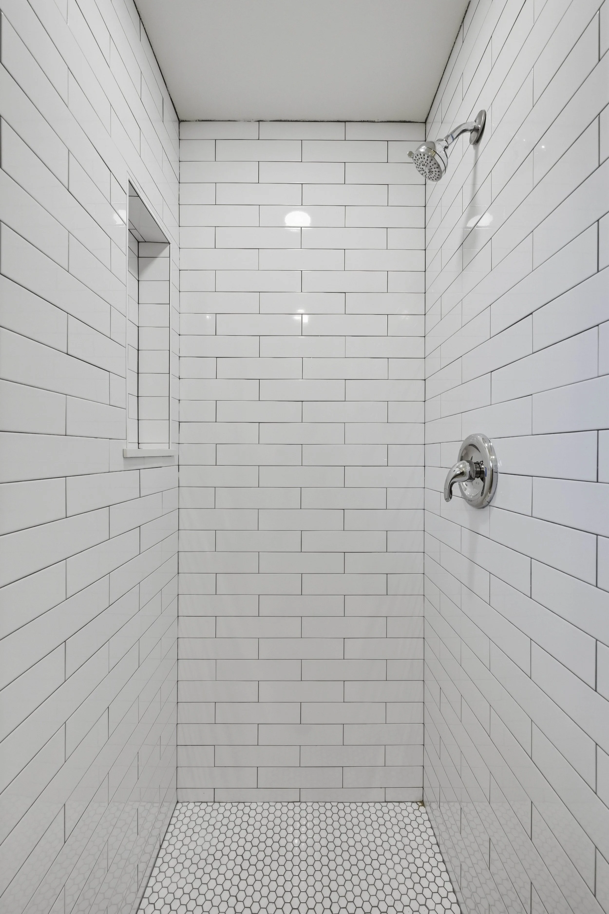 4440 Lawrence Dr _65.jpg