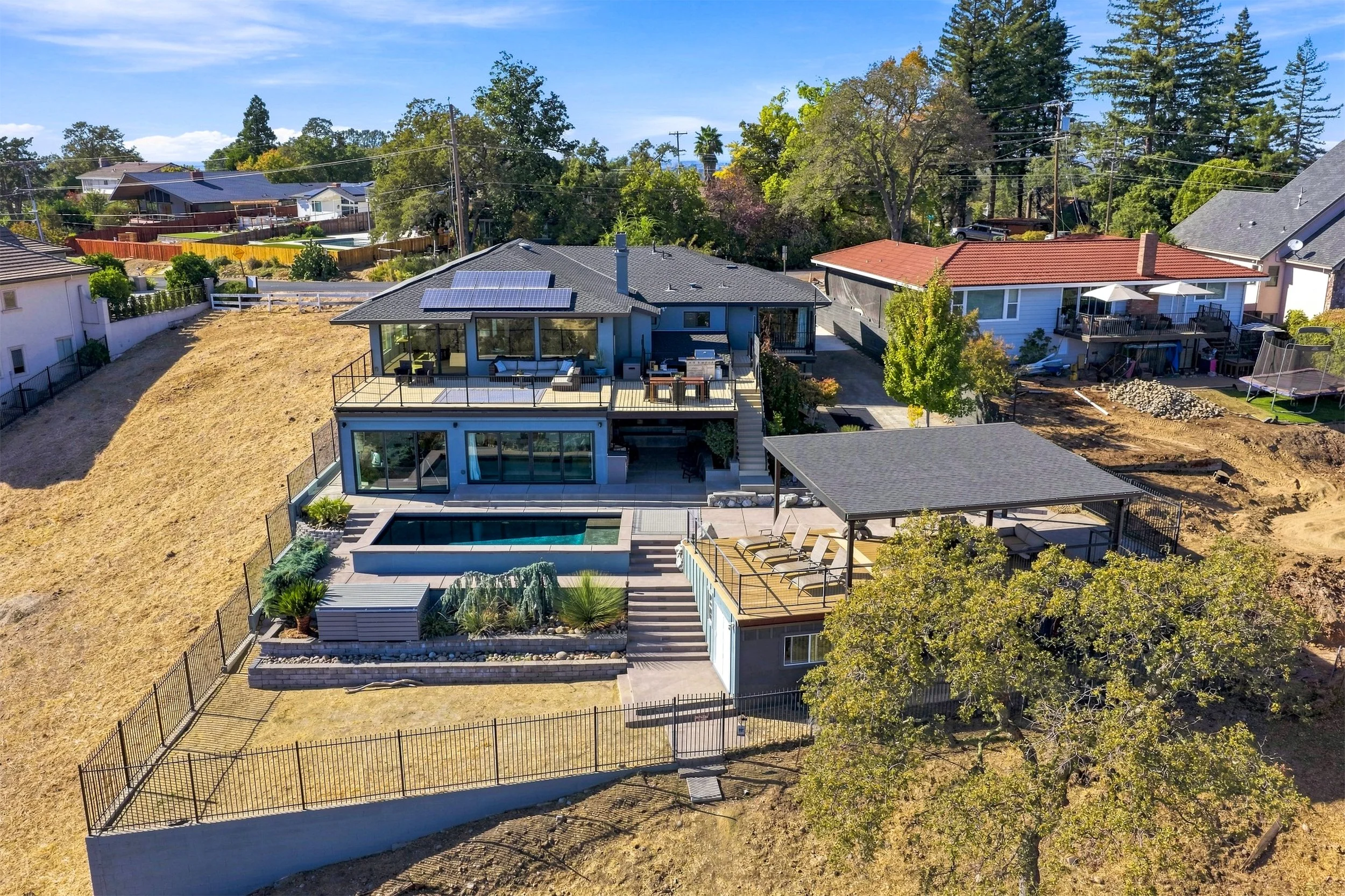 7882 Lakeshore Dr 11.jpg