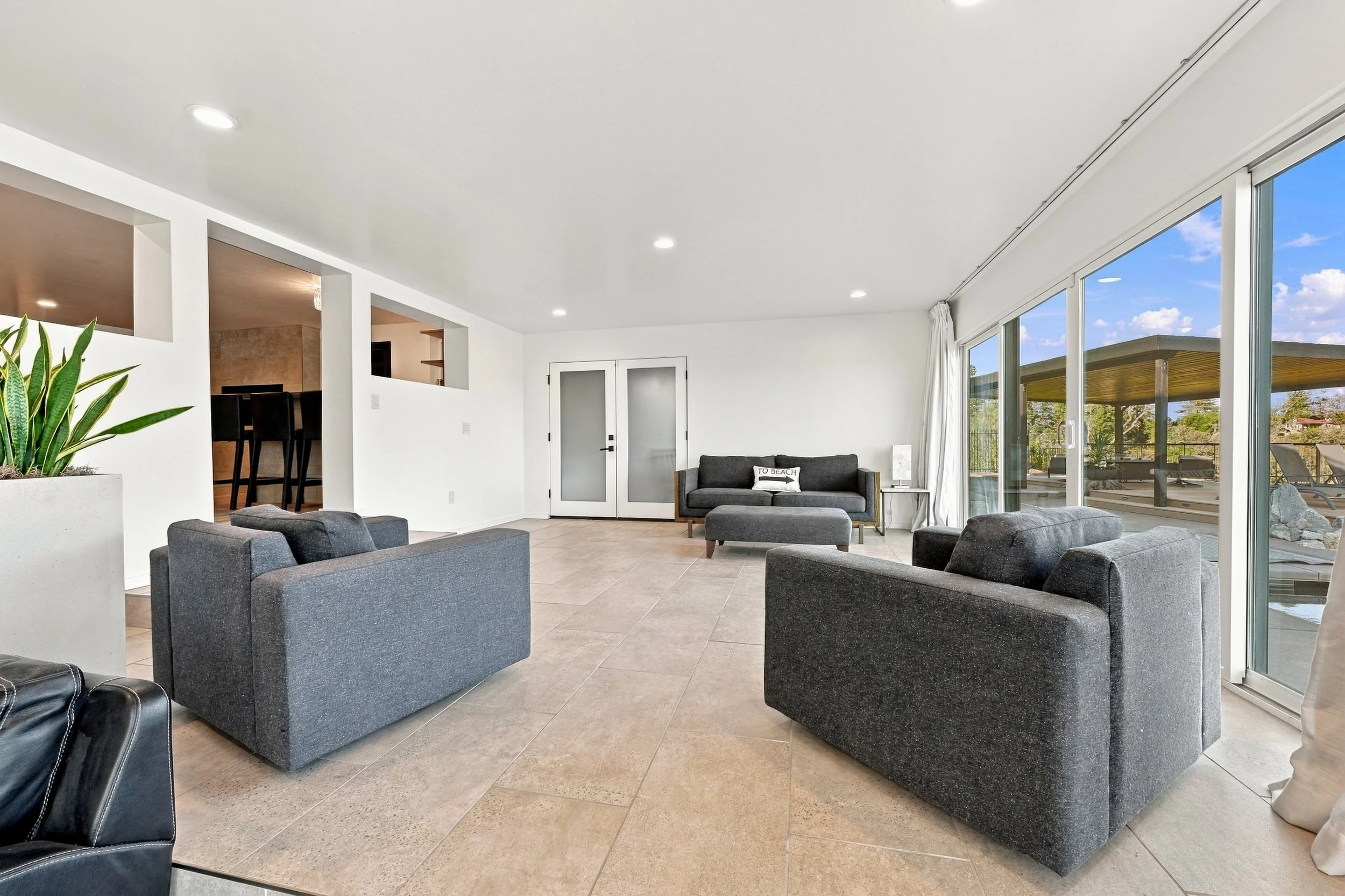 7882 Lakeshore Dr 76.jpg