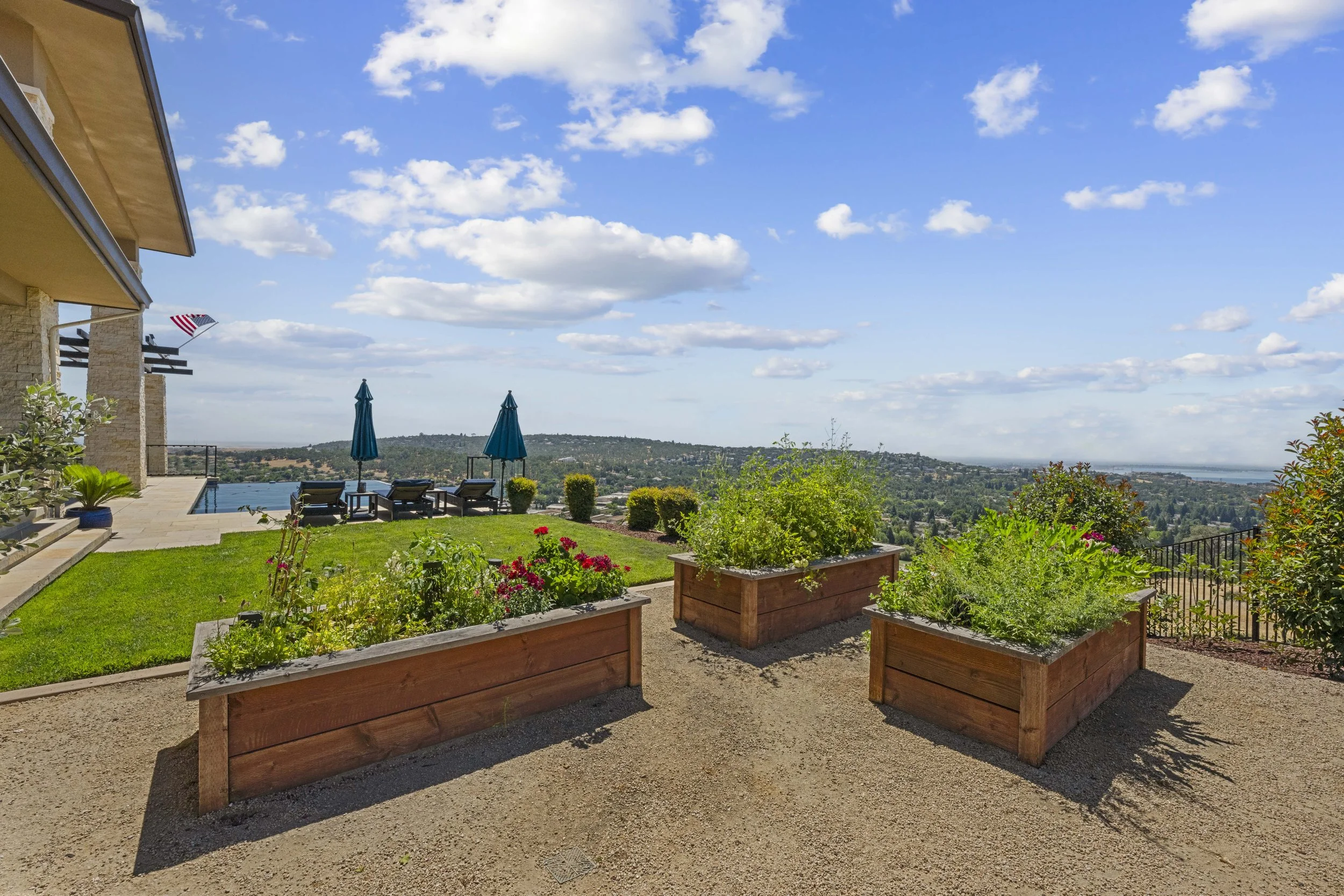 4374 Berkwood Ct 8.jpg