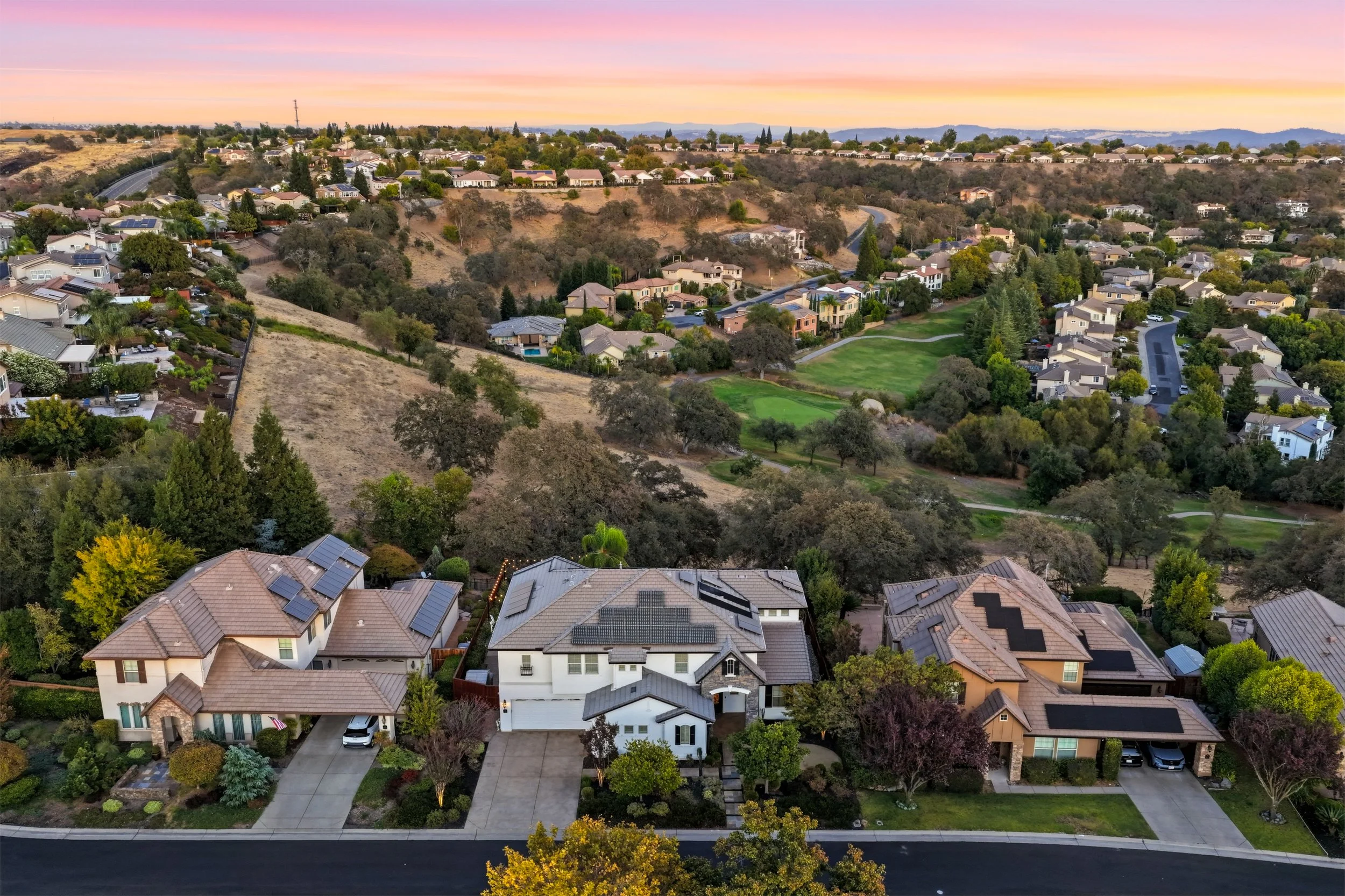 3391 Black Oak Dr 4.jpg