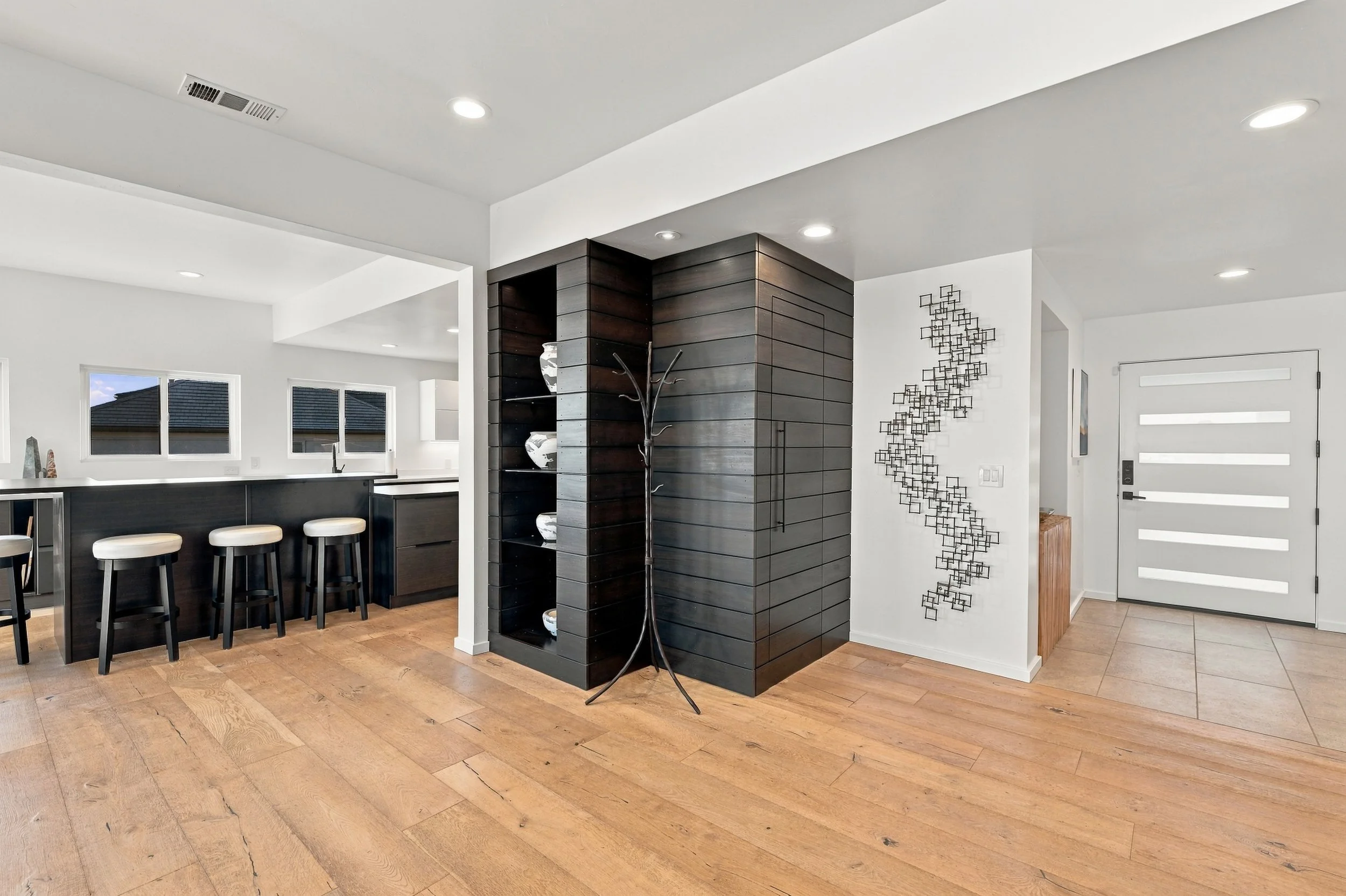 7882 Lakeshore Dr 22.jpg