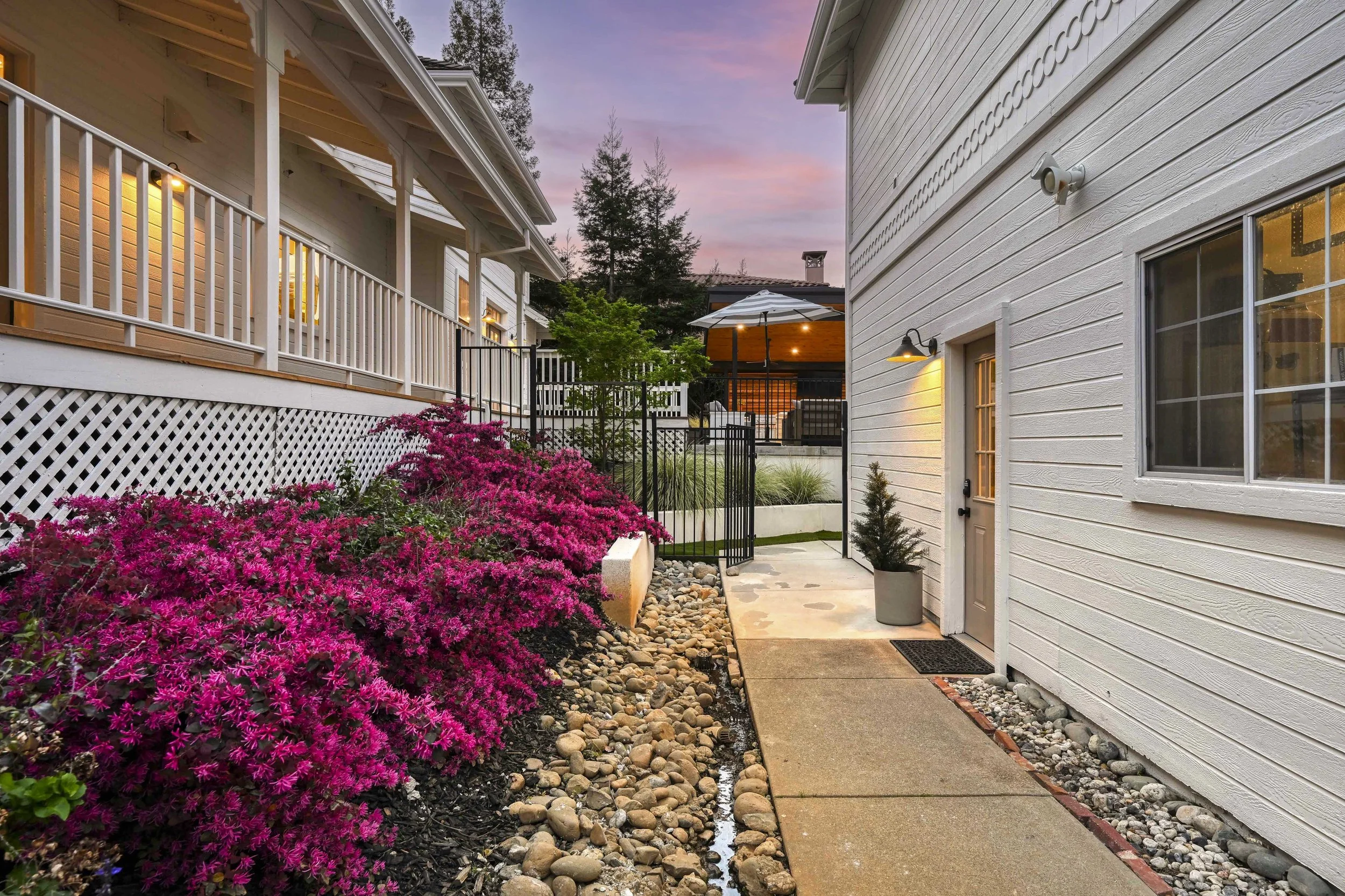 9660 Los Lagos Cir North - 19.jpg