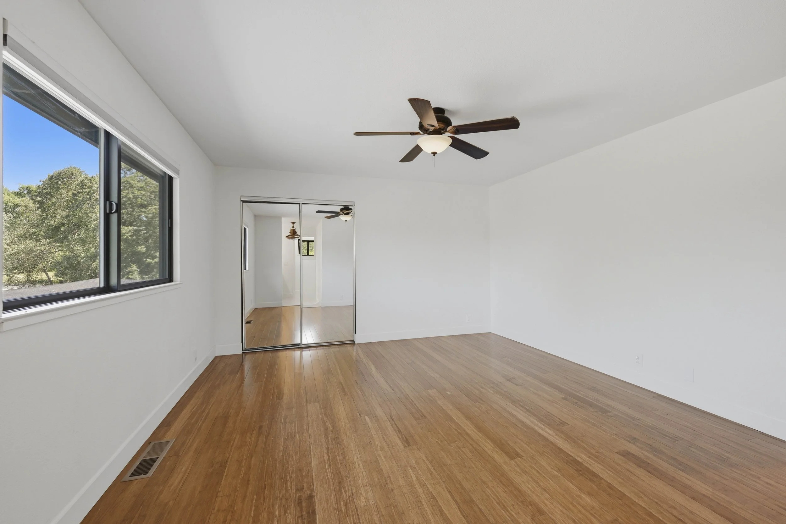 4440 Lawrence Dr _66.jpg