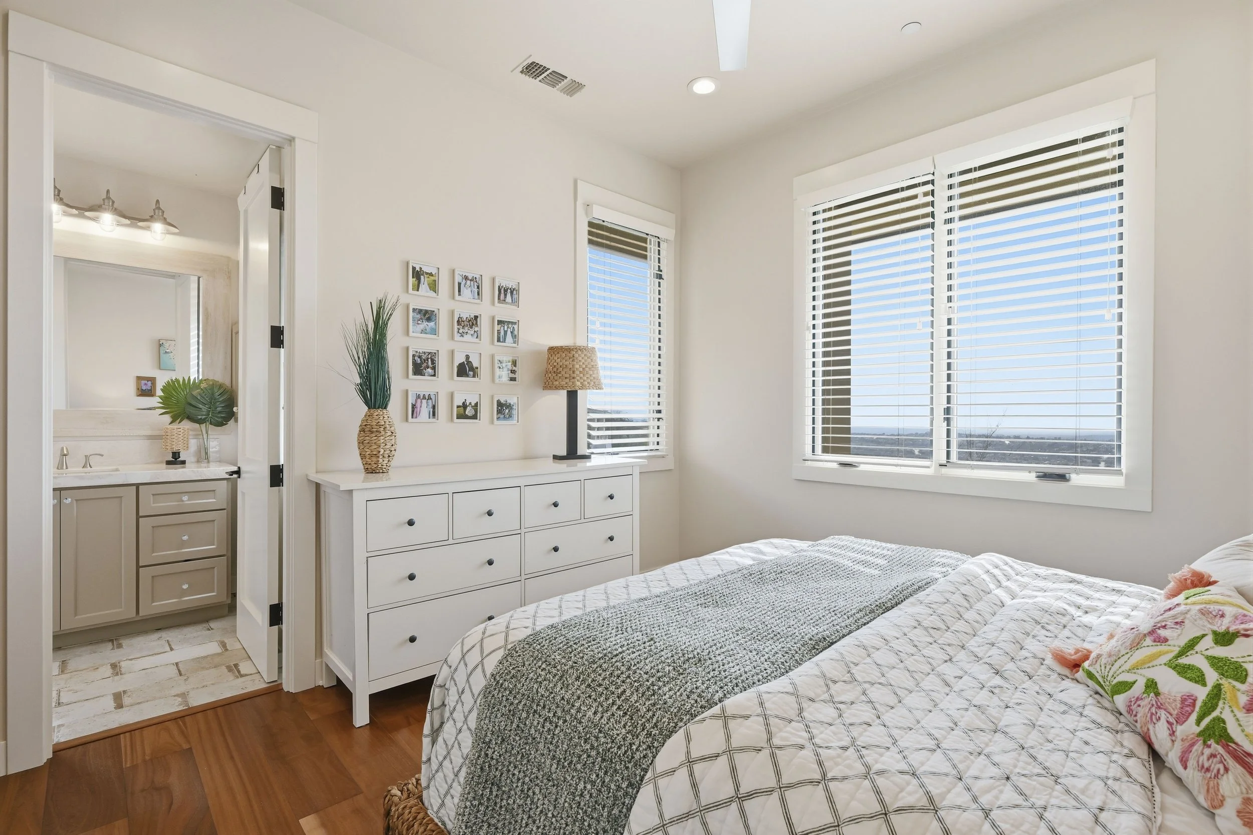 Interior - 4373 Berkwood Ct 54.jpg